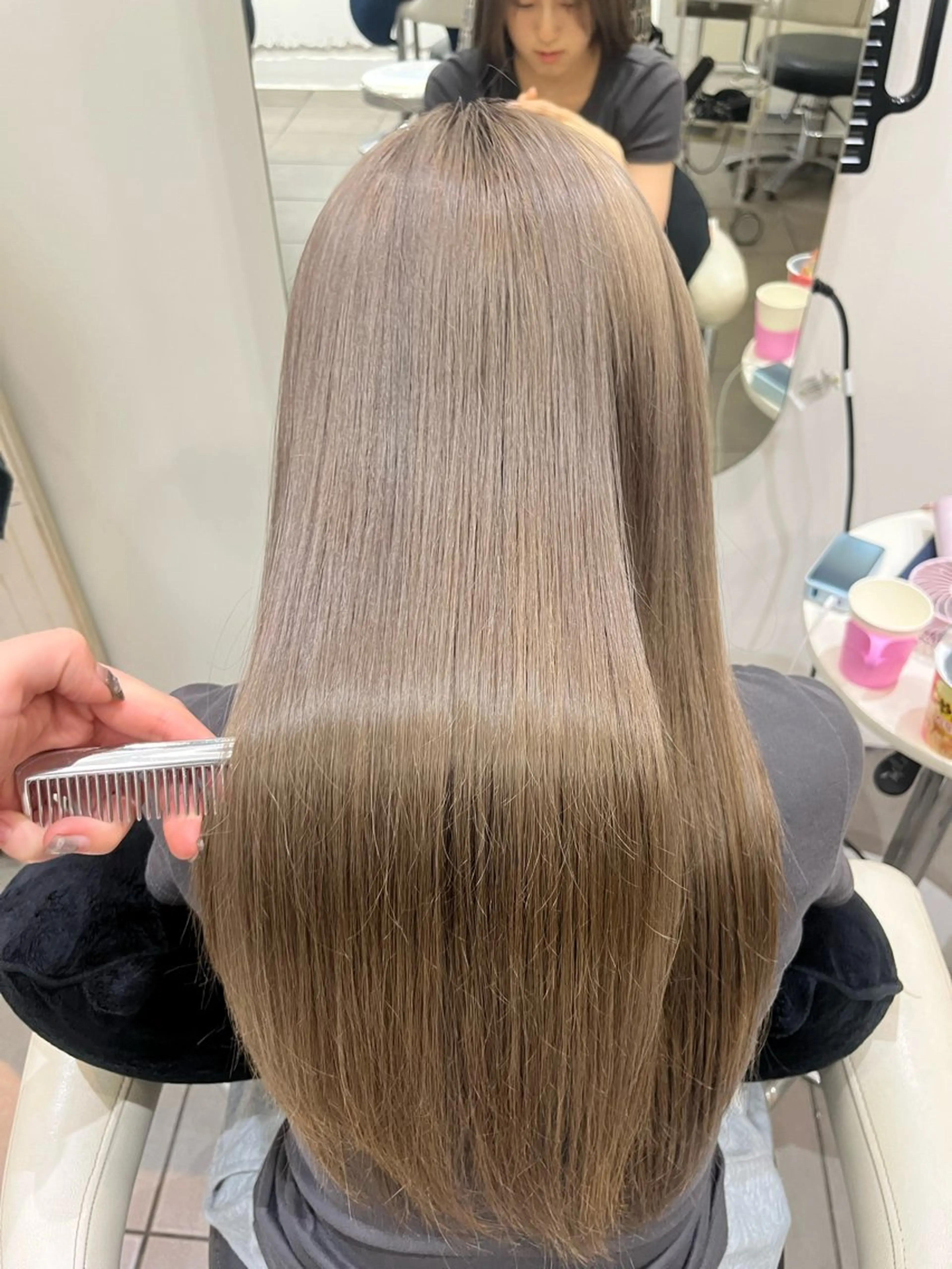 ロング カラー ベージュカラー ブリーチ ヘアカラー トリートメント in'dex hair錦糸町店所属・🎀透明感カラー🎀 ENAのヘアスタイル