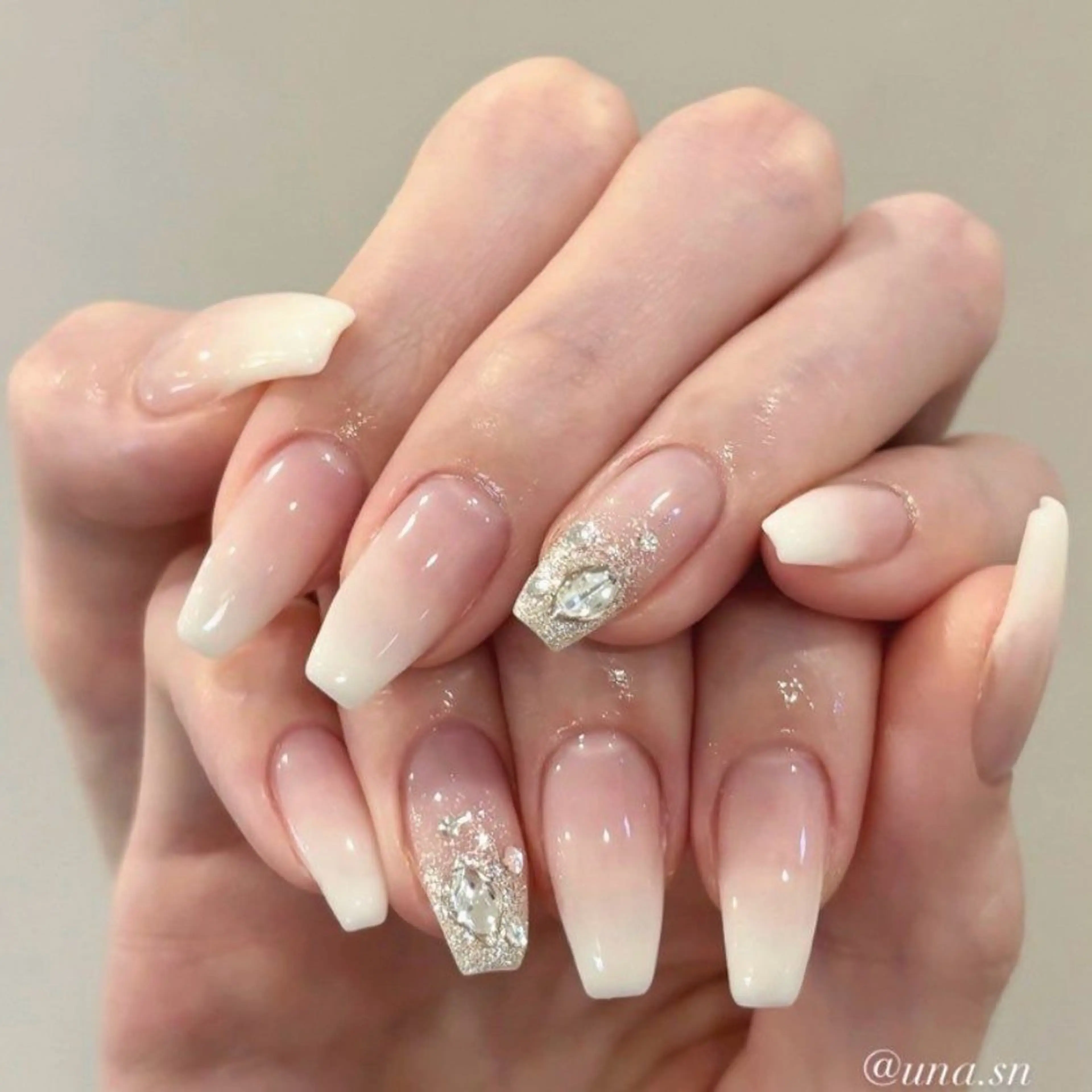 ネイル 韓国ネイル ハンドネイル EMI ANA.CHUOのネイルデザイン