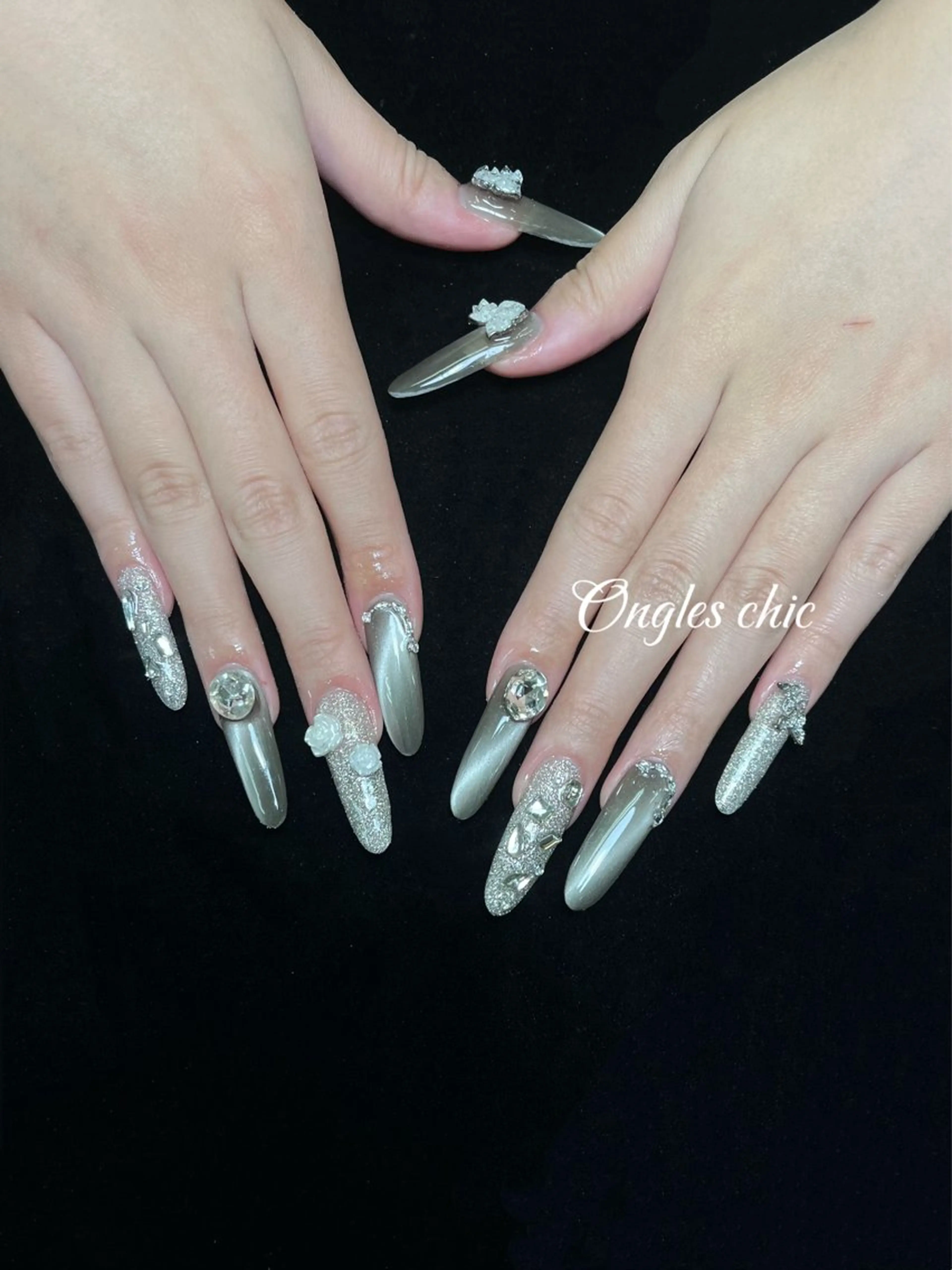 ネイル ハンドネイル ongles chicのネイルデザイン