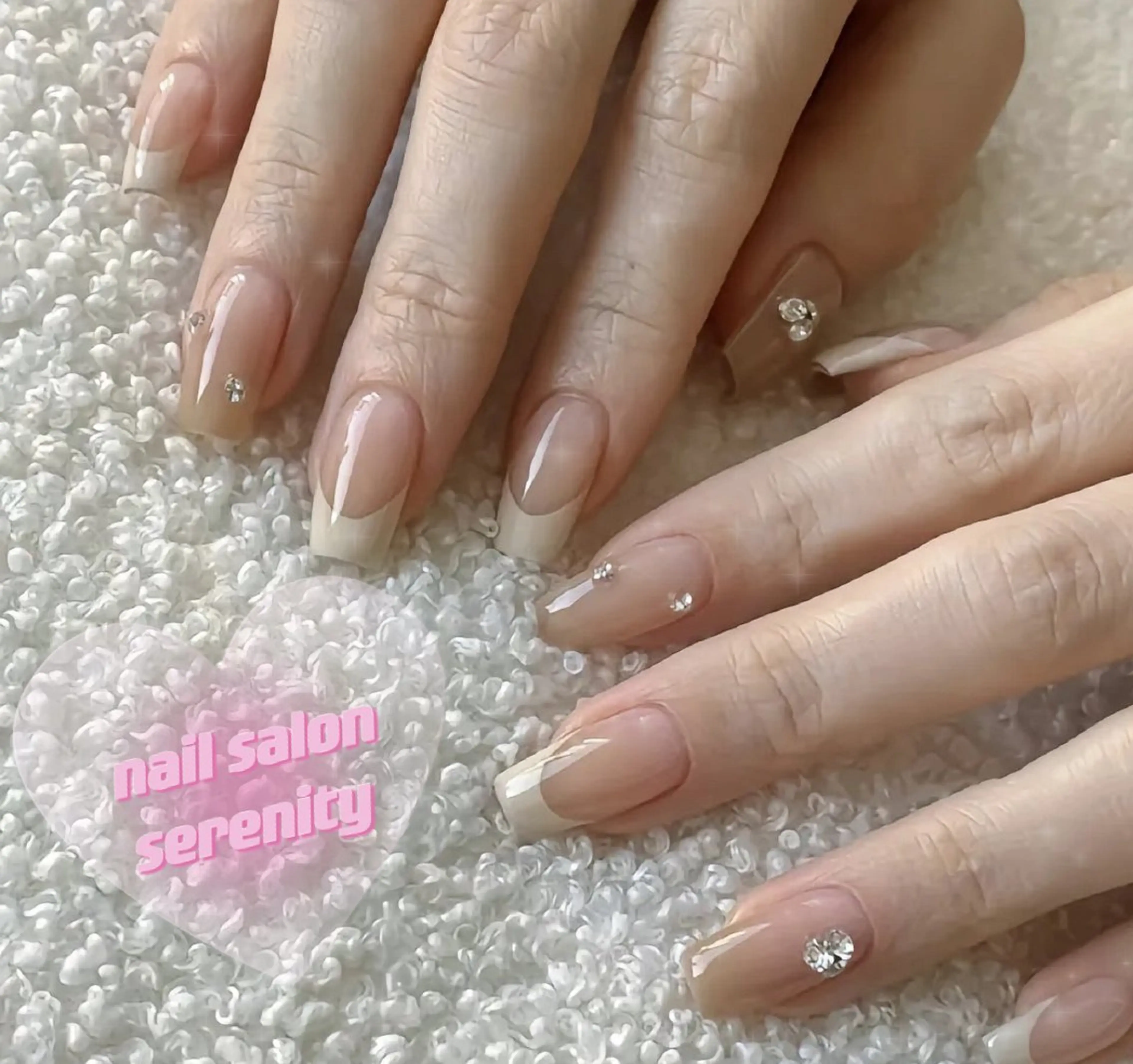 ネイル ハンドネイル ハンドケア ✨Serenity ワンホンネイルのネイルデザイン