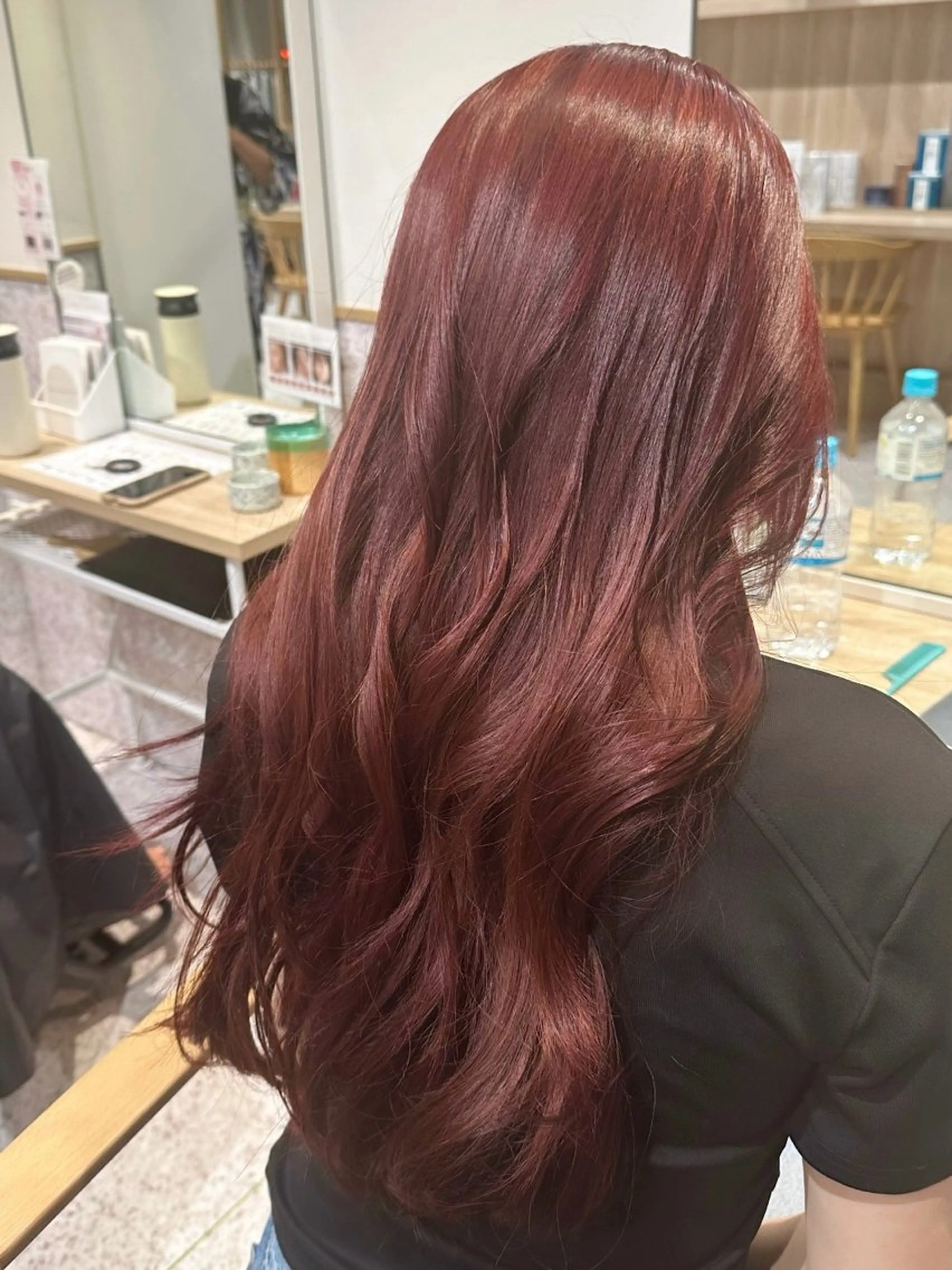 ロング 顔周りカット ハイライト 髪質改善 韓国風ヘア 縮毛矯正 ヘアカラー ハイトーン/艶カラー 🫧 ユイナのヘアスタイル