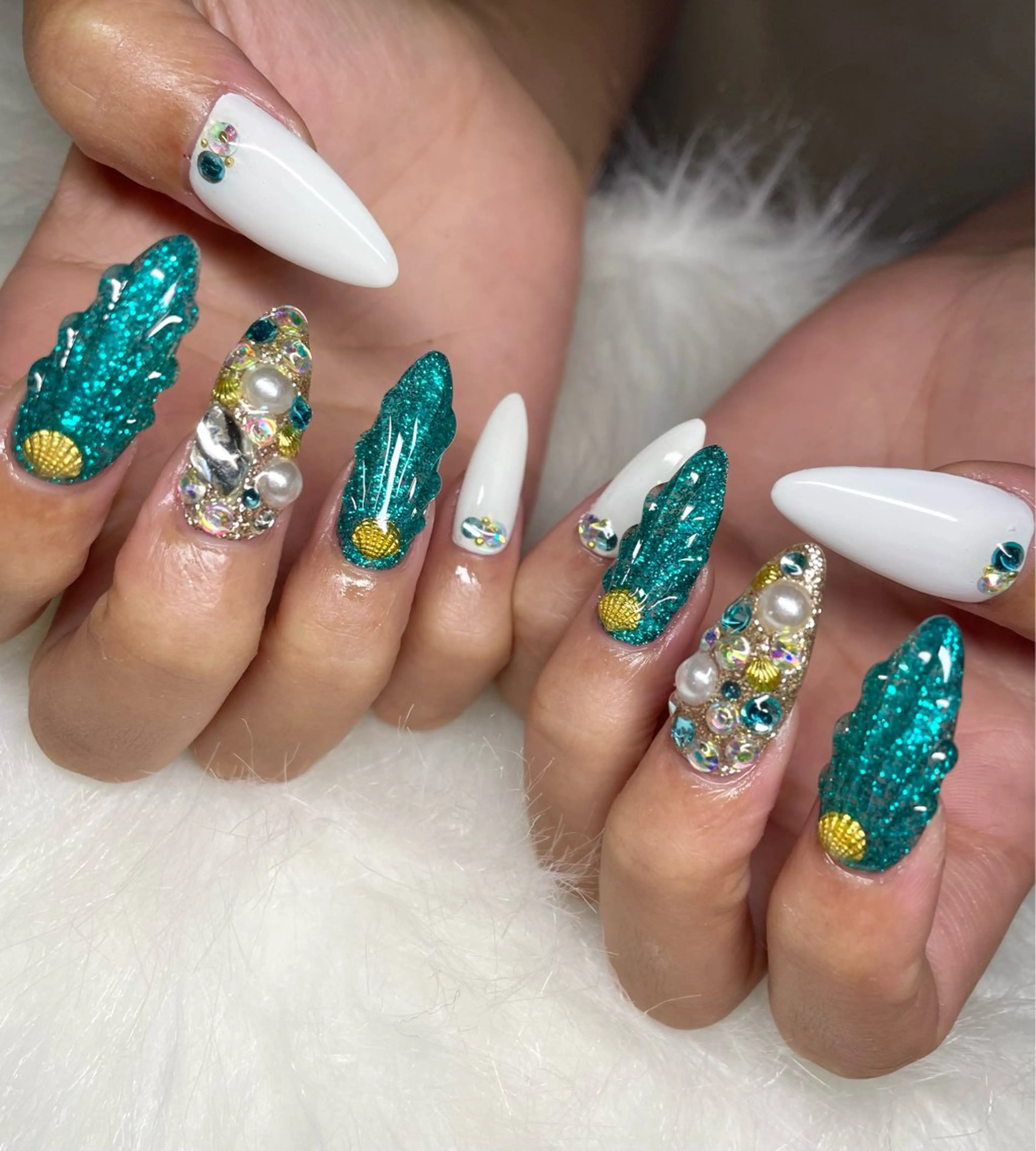 ネイル フットネイル フレンチネイル ジェルネイル 韓国ネイル マグネットネイル ハンドネイル nail salon fee（フィー）のネイルデザイン