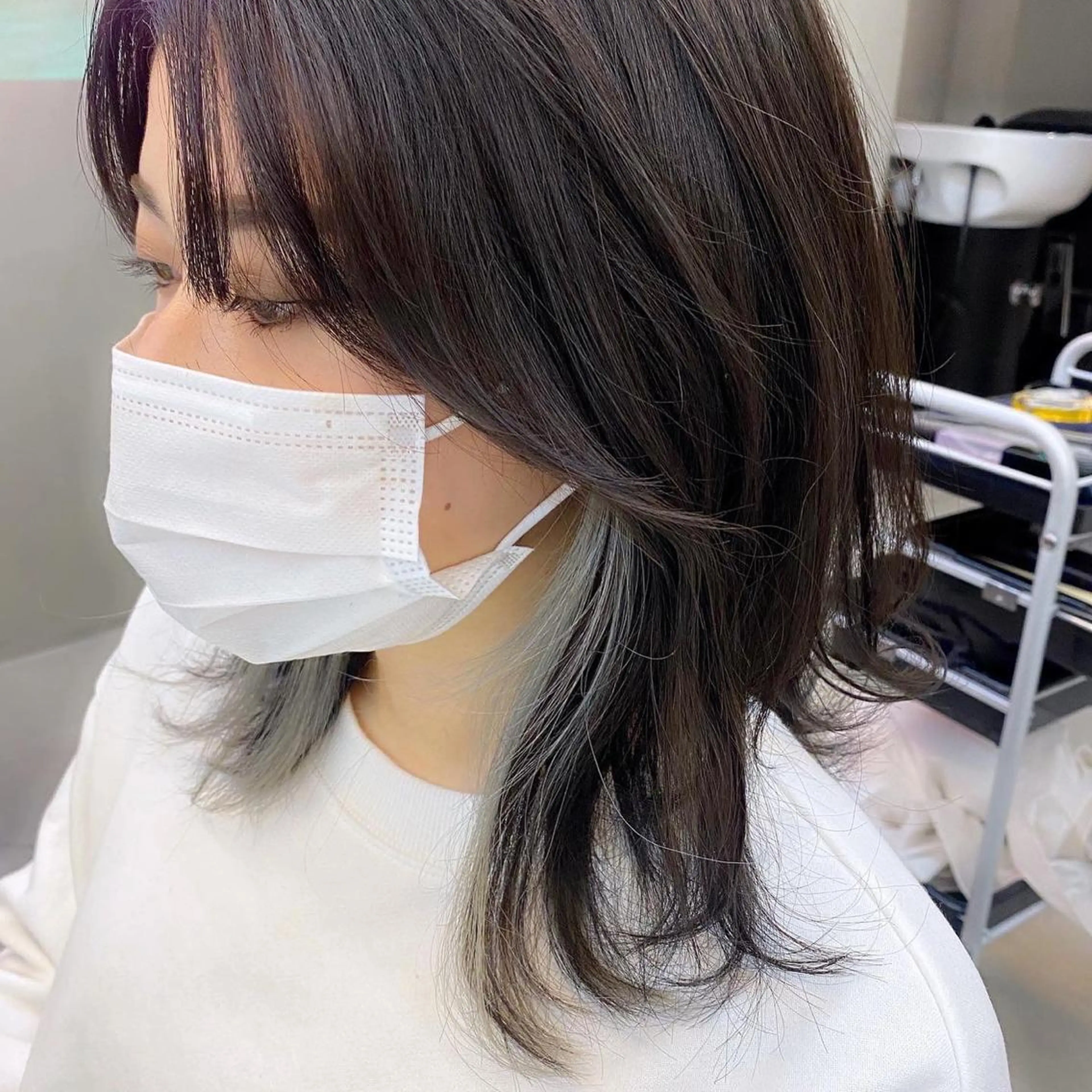ミディアム カラー ヘアカラー トリートメント 岡野 静華のヘアスタイル