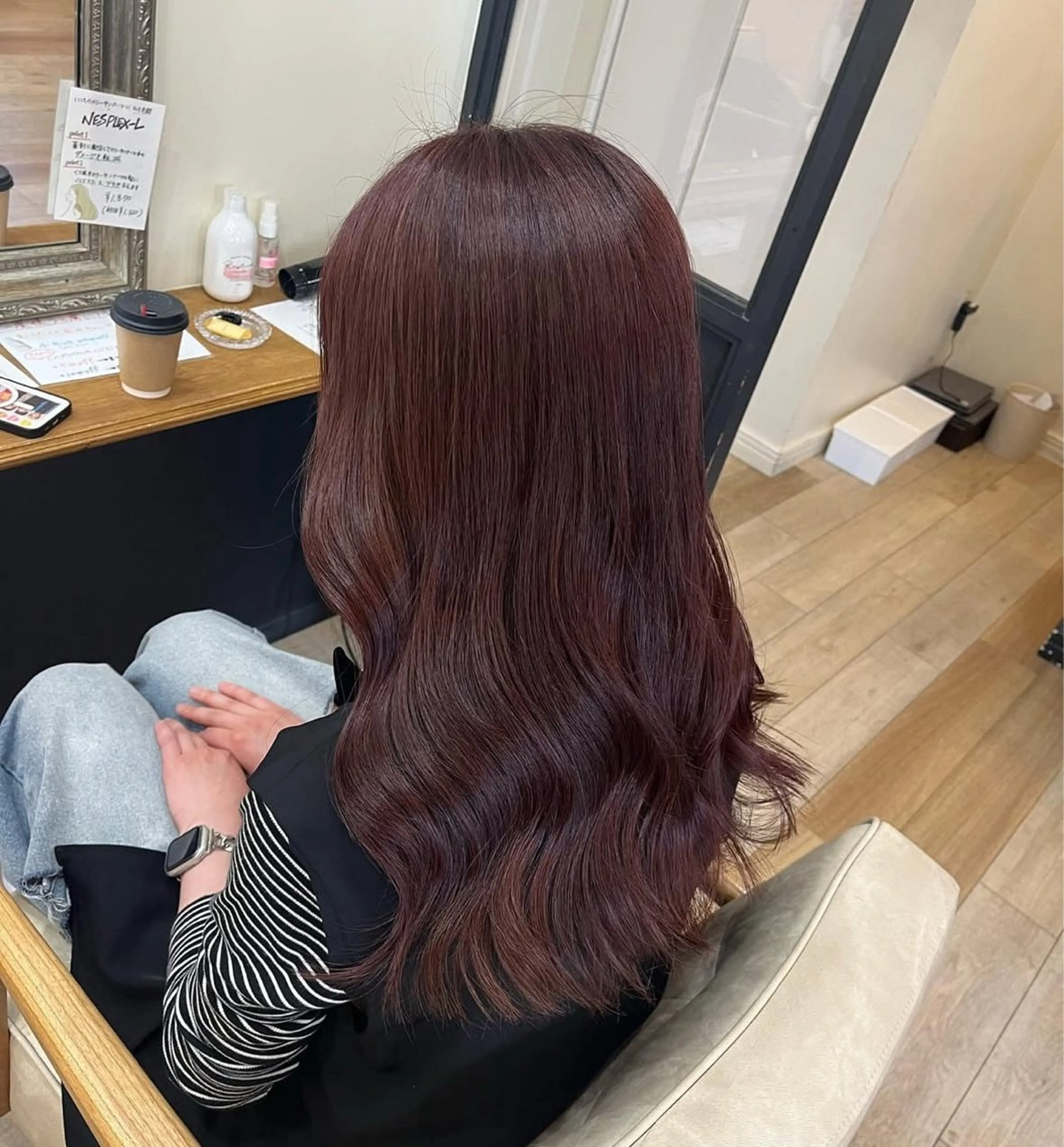 ロング カラー 生尾 虹水のヘアスタイル