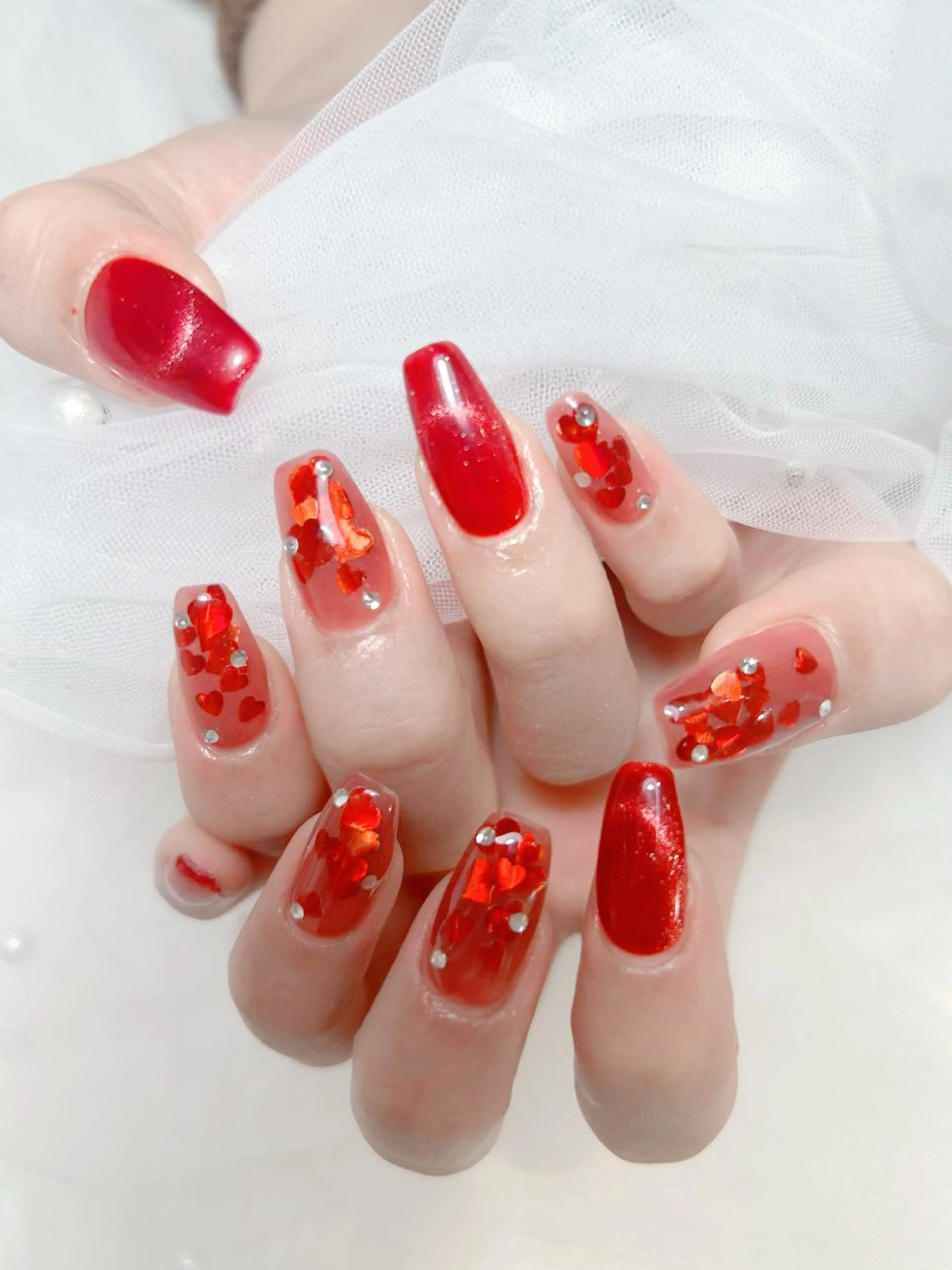 ネイル アートネイル 桜ネイル フレンチネイル ガラスフレンチ グラデーション ミナ🌈 Laule'aのネイルデザイン