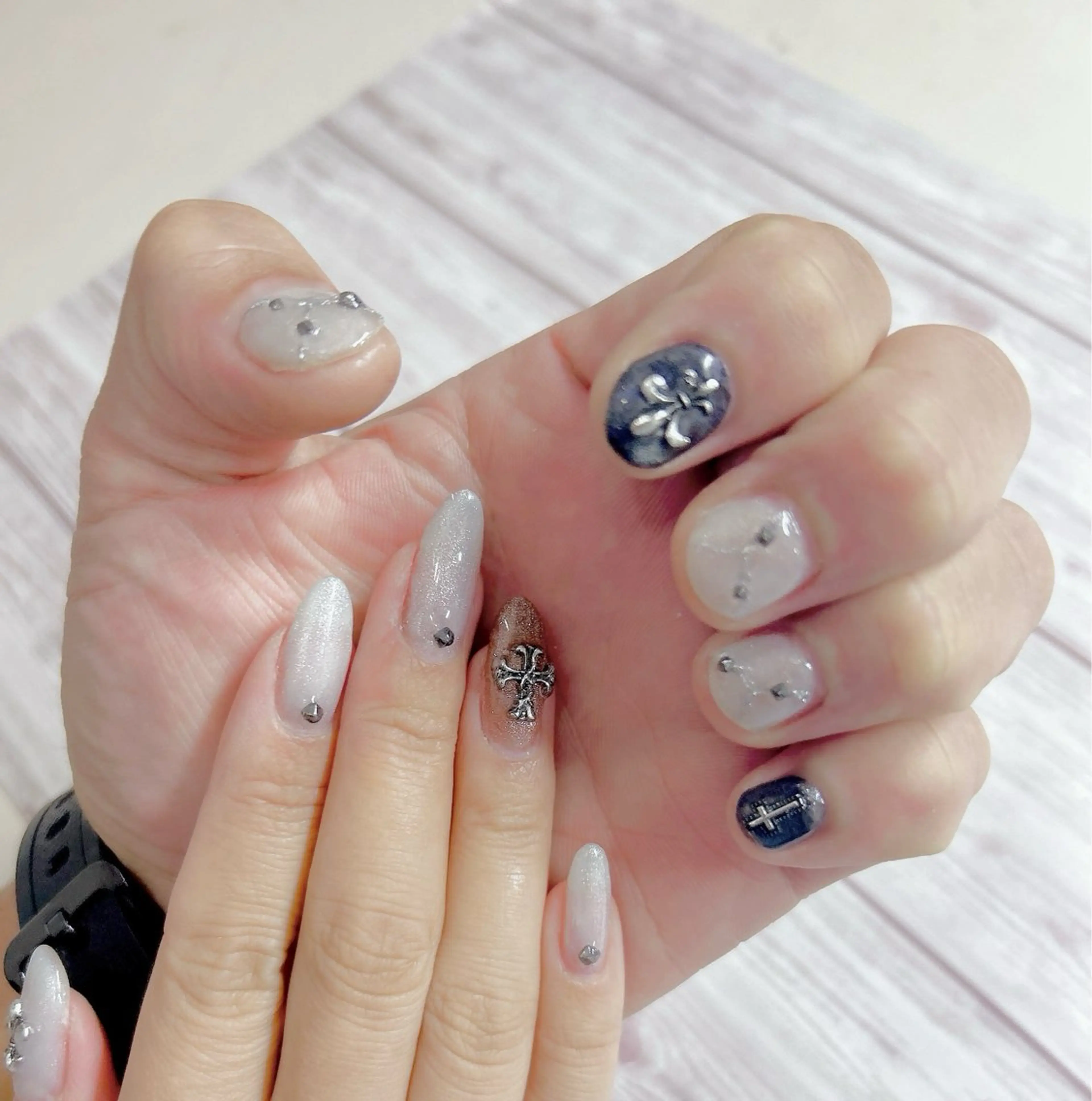 ネイル マグネットネイル おそろいネイル メンズネイル MYu Beauty Salon YURIのネイルデザイン