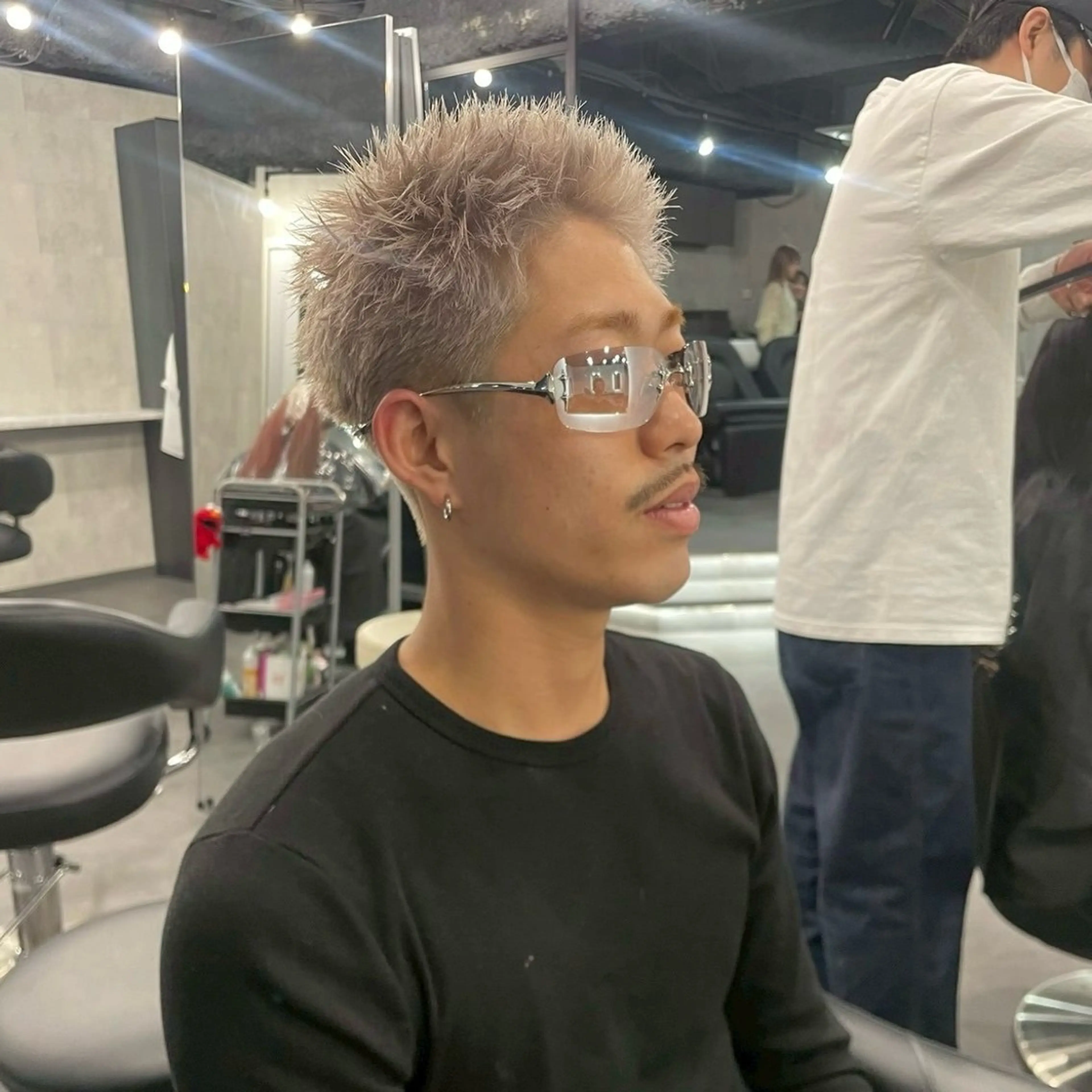 ショート カラー メンズ スパイキーショート ベージュカラー ホワイトベージュ ショートヘア カット ヘアカラー スパイキーショート/ 短髪/渋谷/kiyoのヘアスタイル