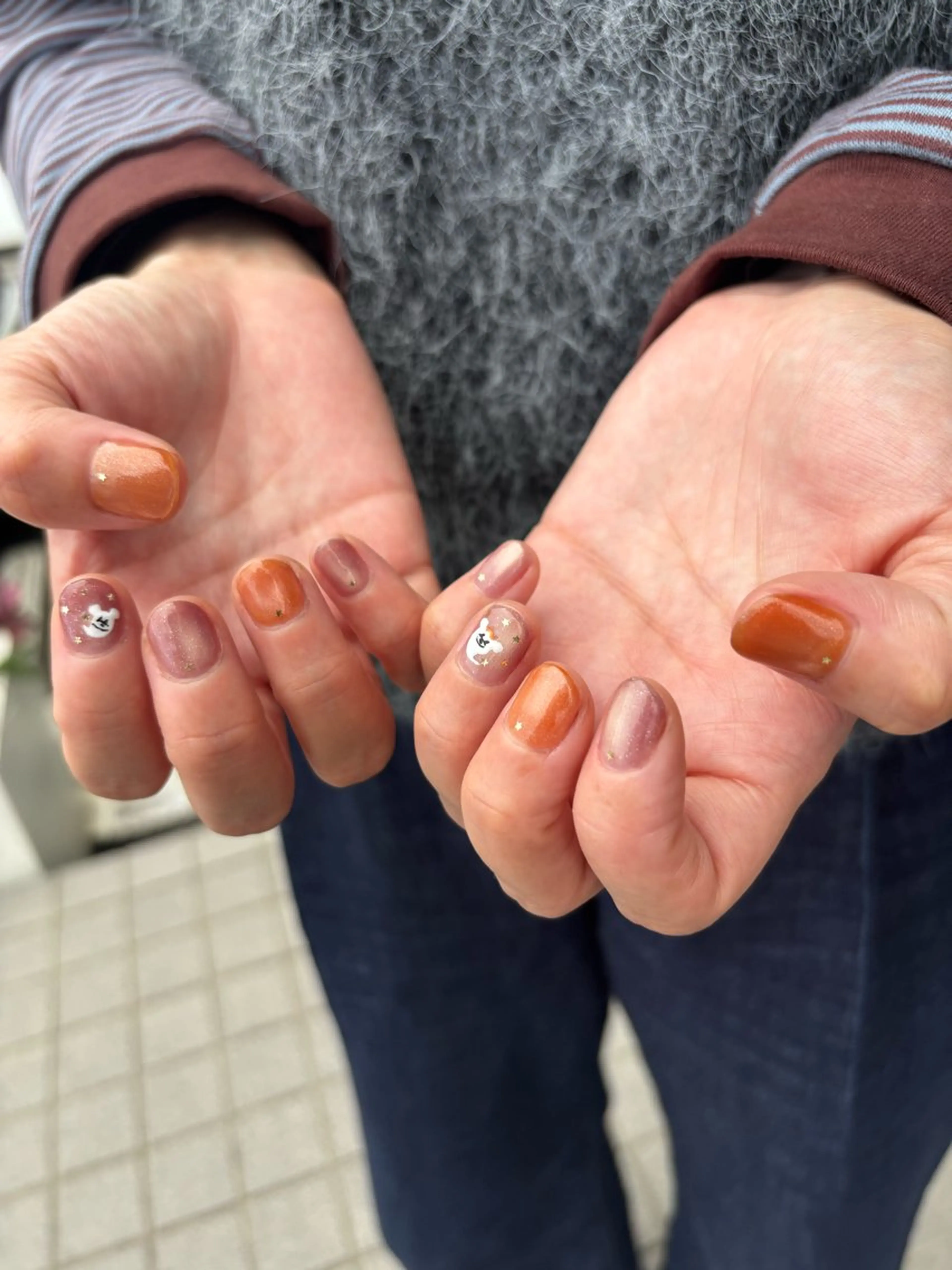 ネイル アートネイル ハロウィン マグネットネイル 佐藤 咲のネイルデザイン