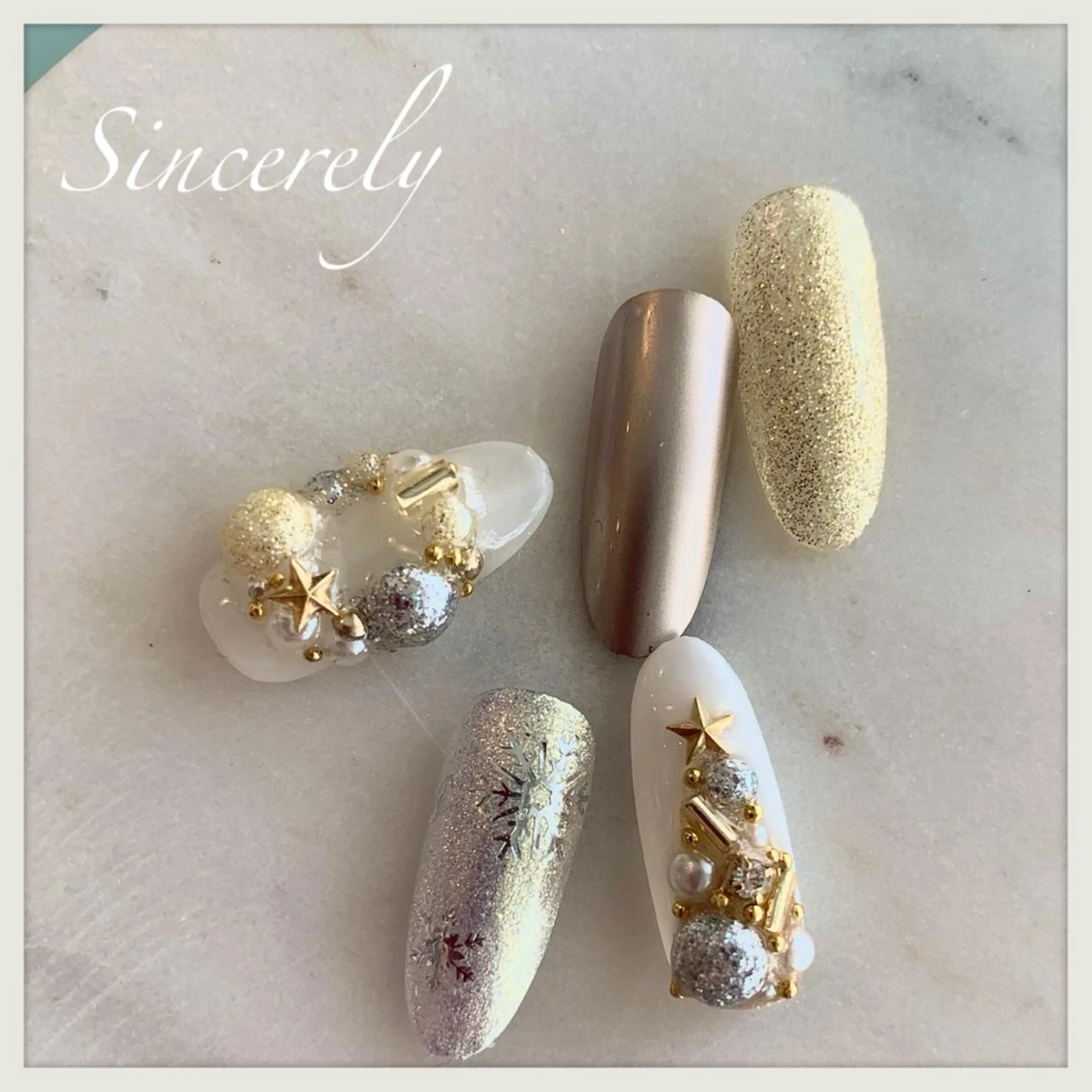 ネイル 冬ネイル クリスマス Sincerely ☺︎のネイルデザイン