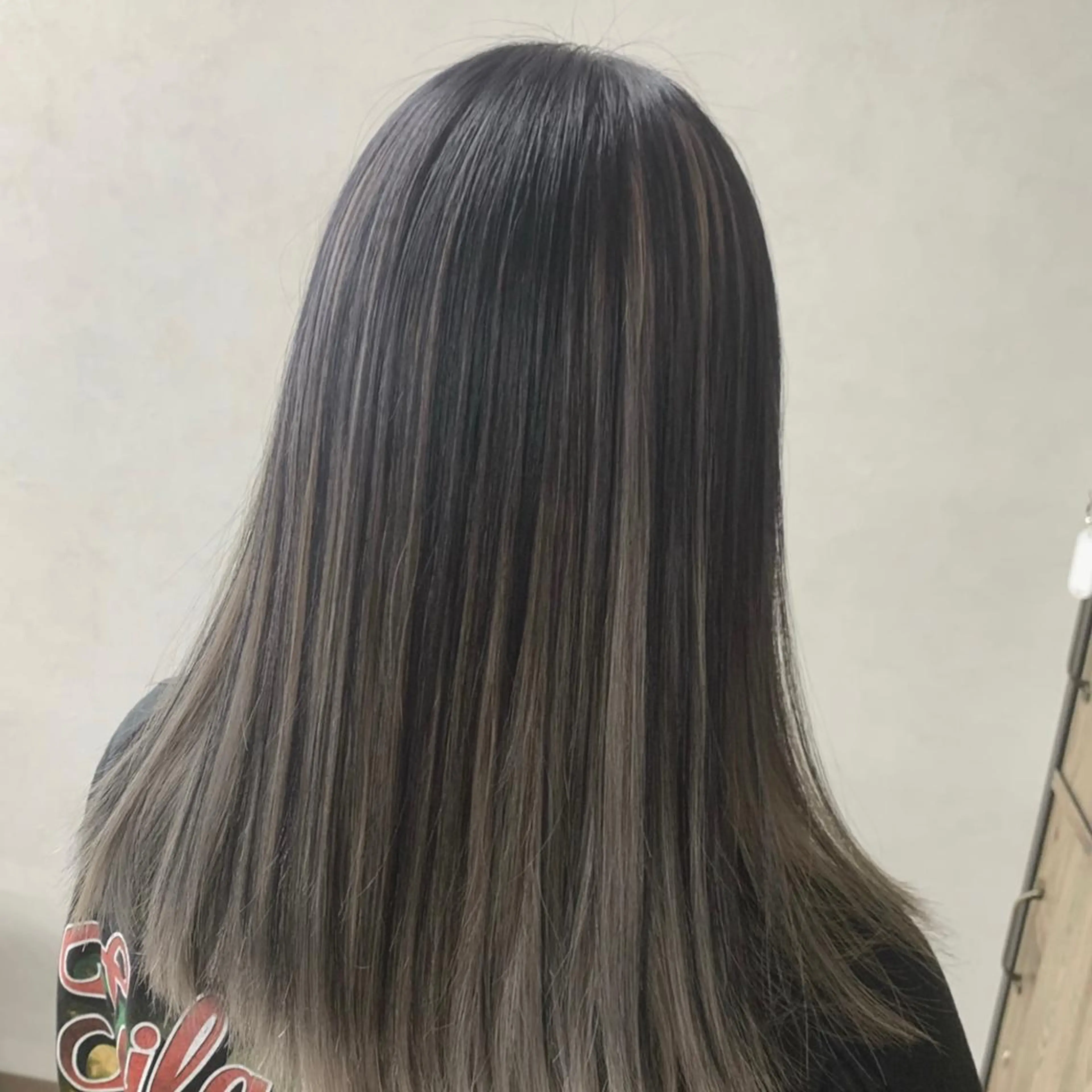 カラー 🌷かわばた めい🌷のヘアスタイル