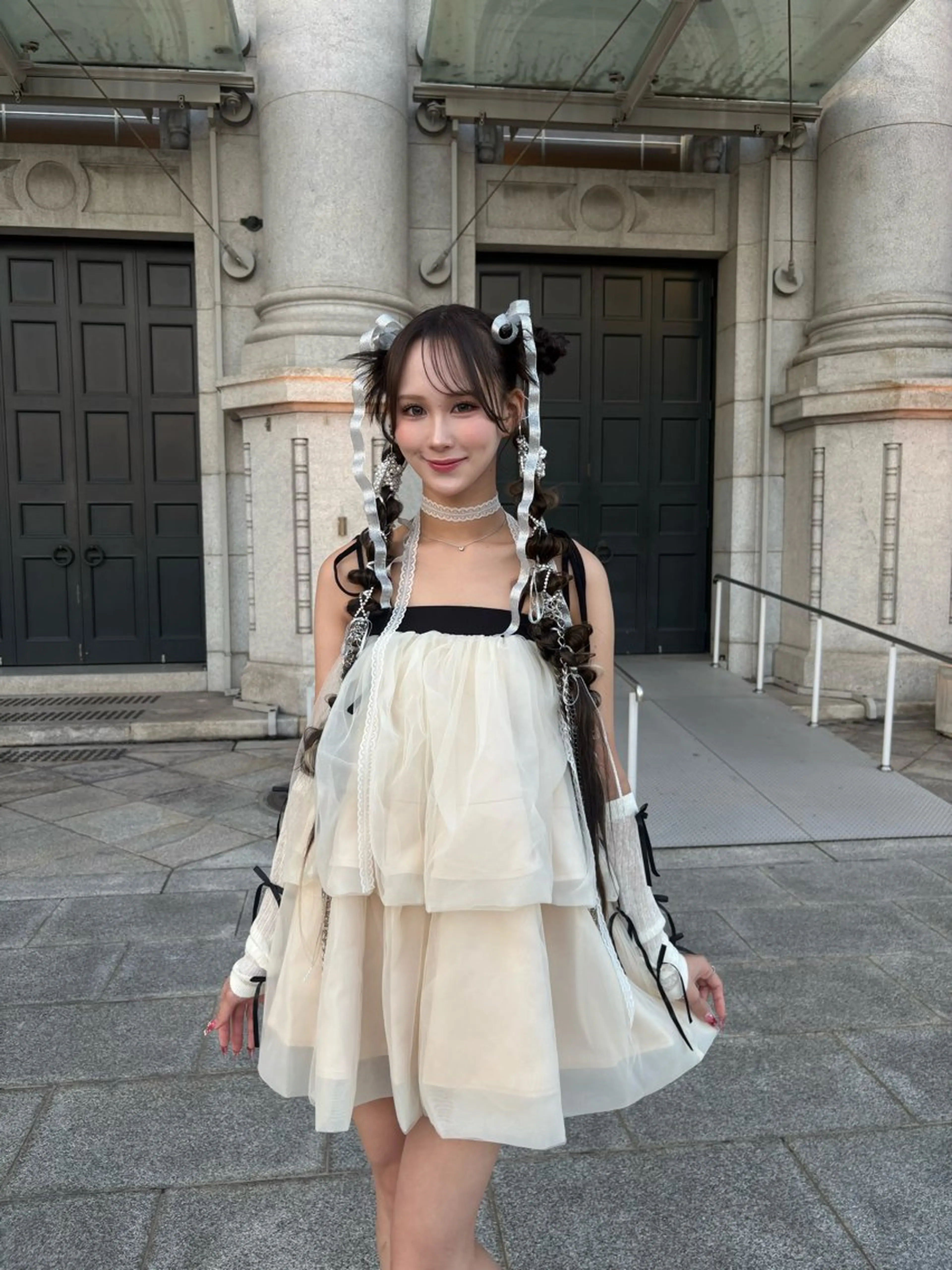ロング ヘアセット 足立 遥奈のヘアスタイル