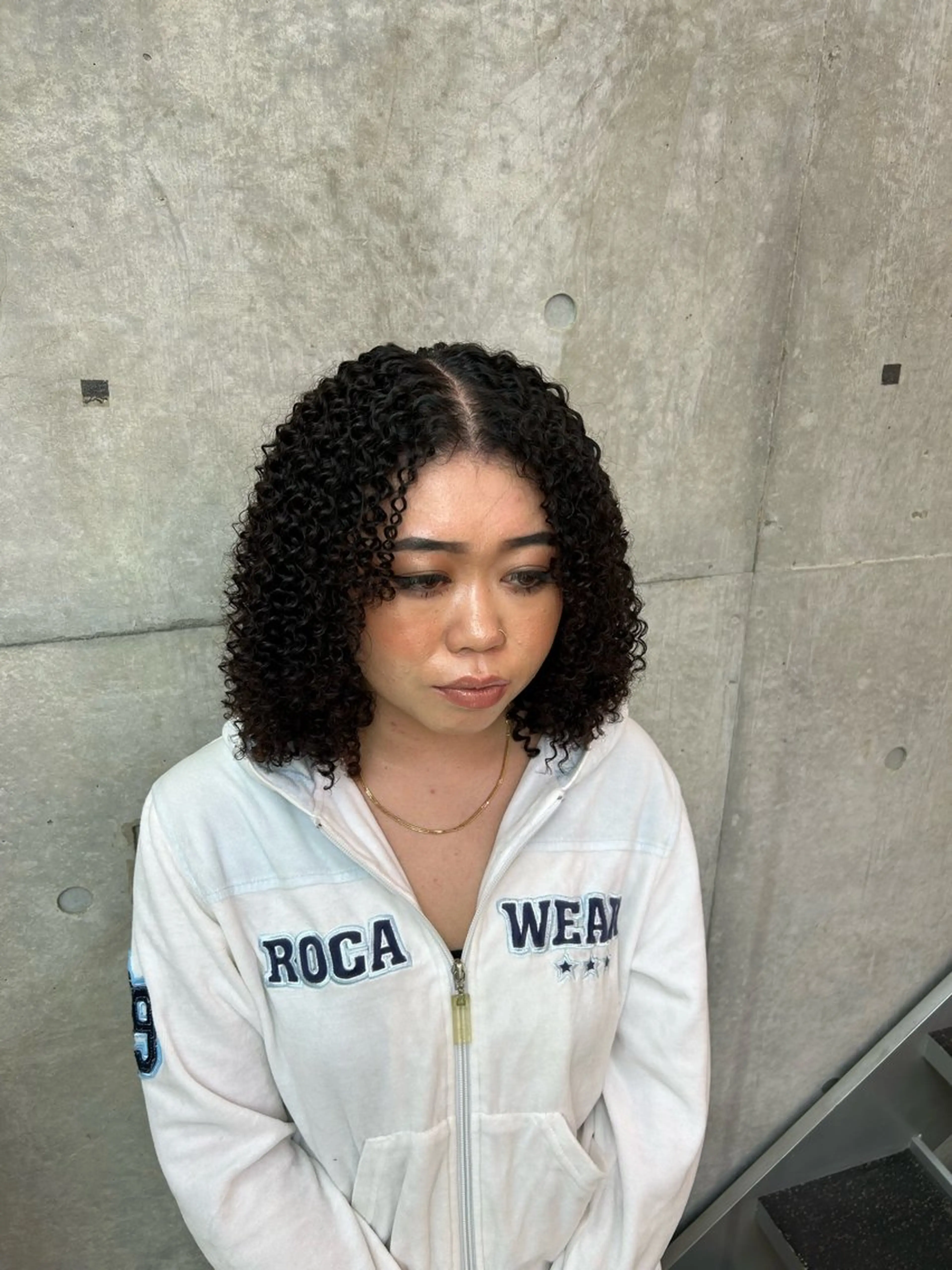 ミディアム パーマ 濱田 春瑠のヘアスタイル