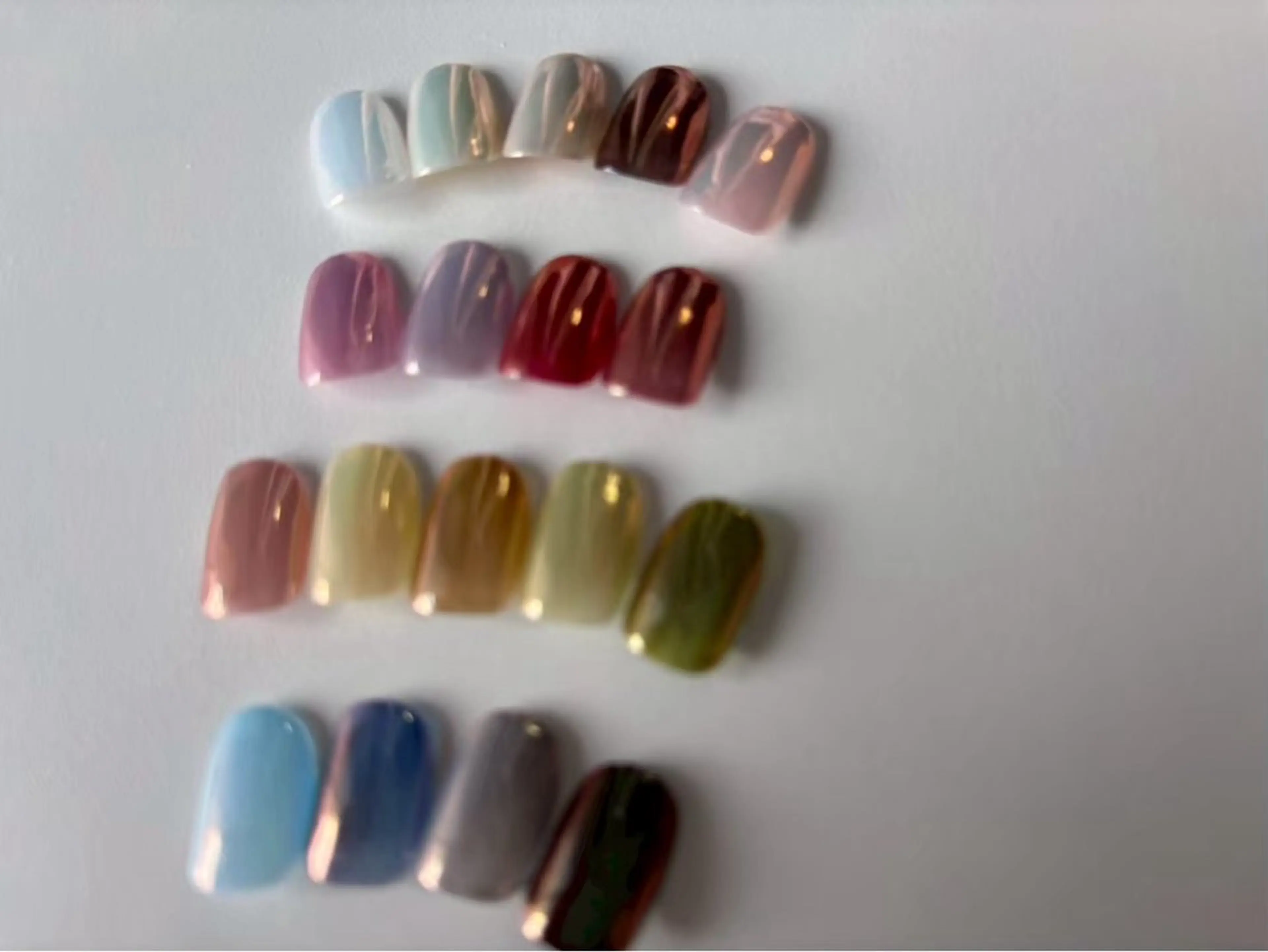 ネイル ハンドネイル iconail AKARIのネイルデザイン