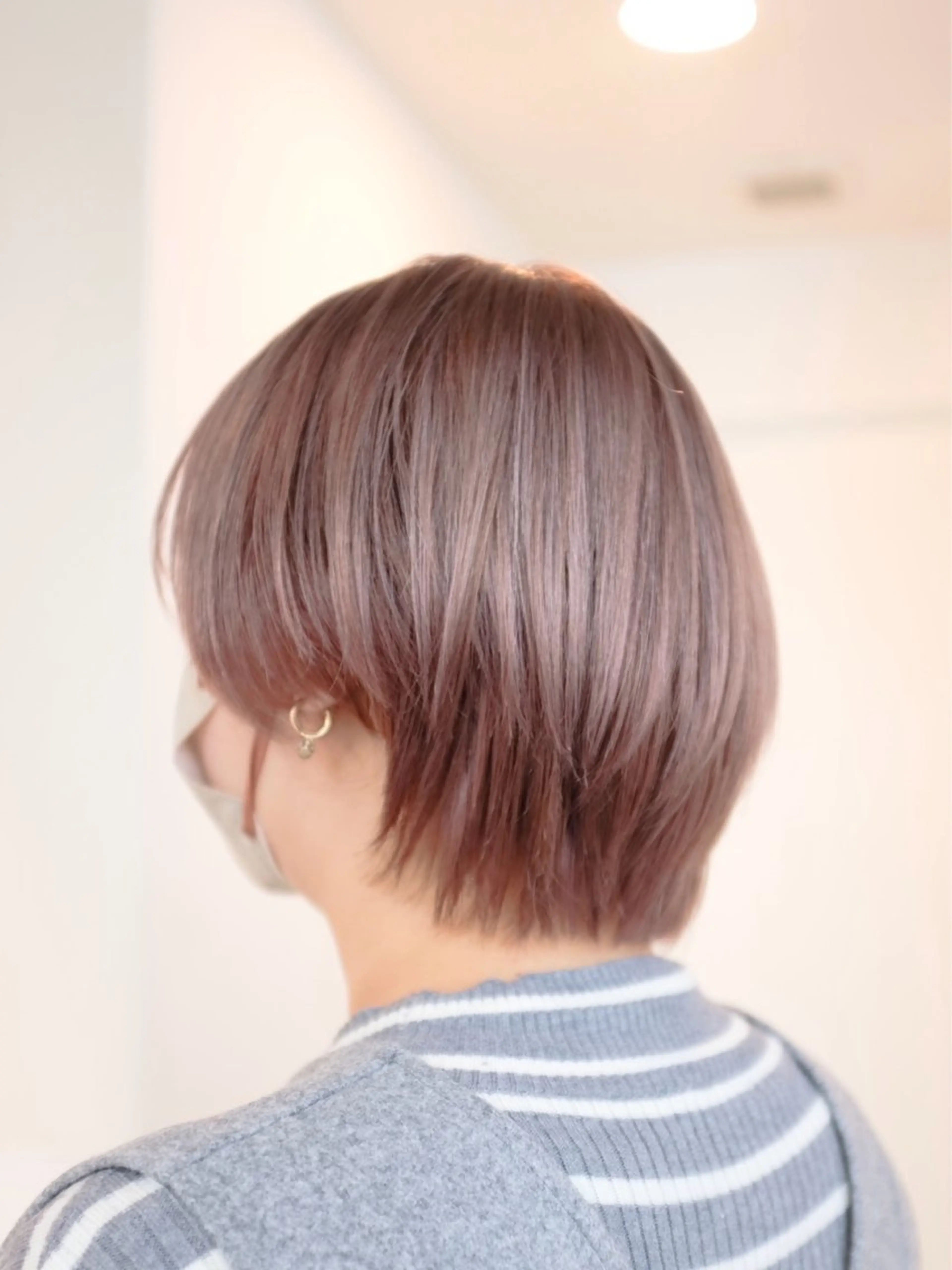 ショート カラー ヘアアレンジ カット ヘアカラー トリートメント ハイトーン/デザイン カラー/あおいのヘアスタイル
