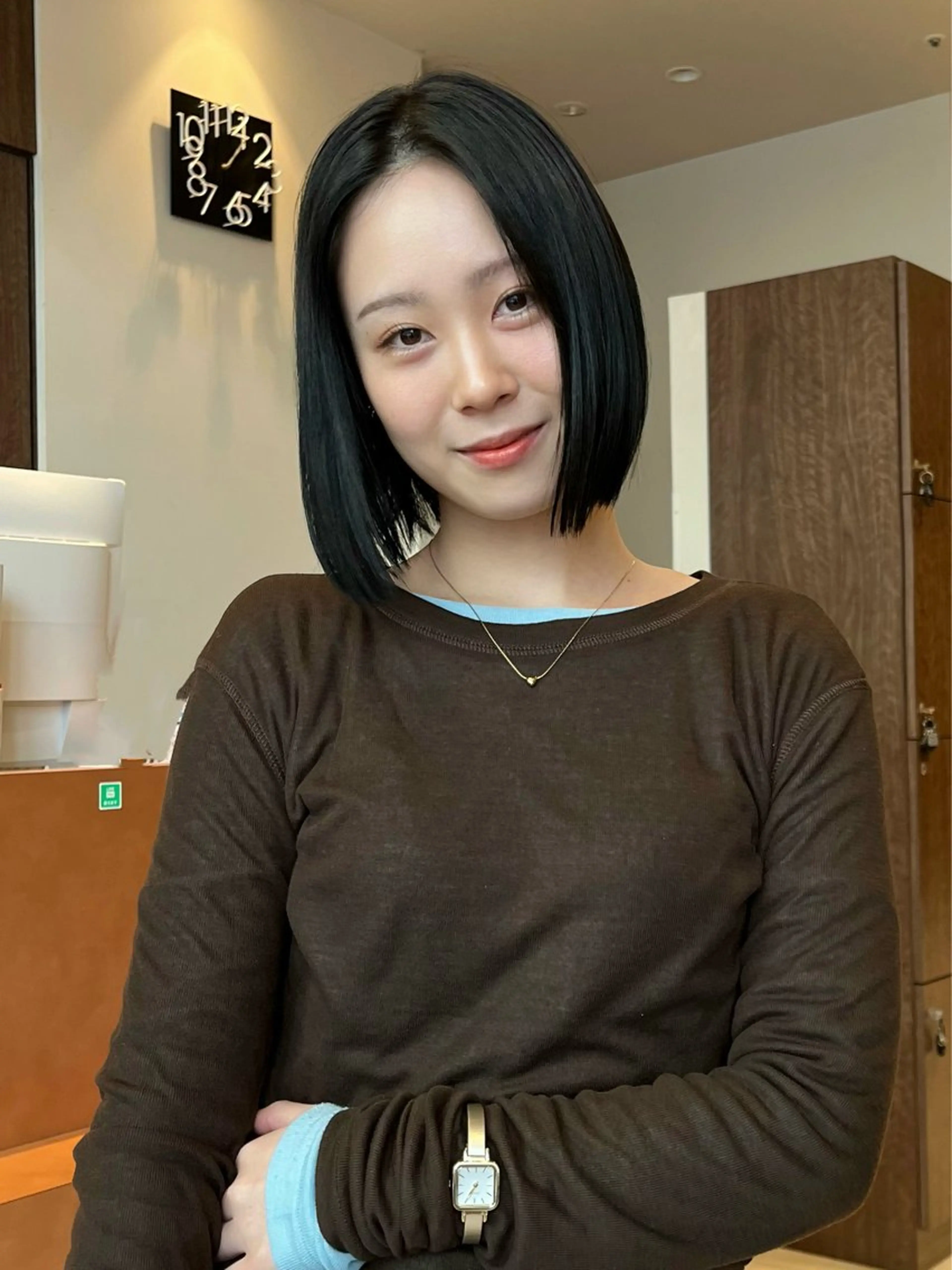 ミディアム ヘアカラー 🐲松園ルナ🐲 似合わせマスターのヘアスタイル