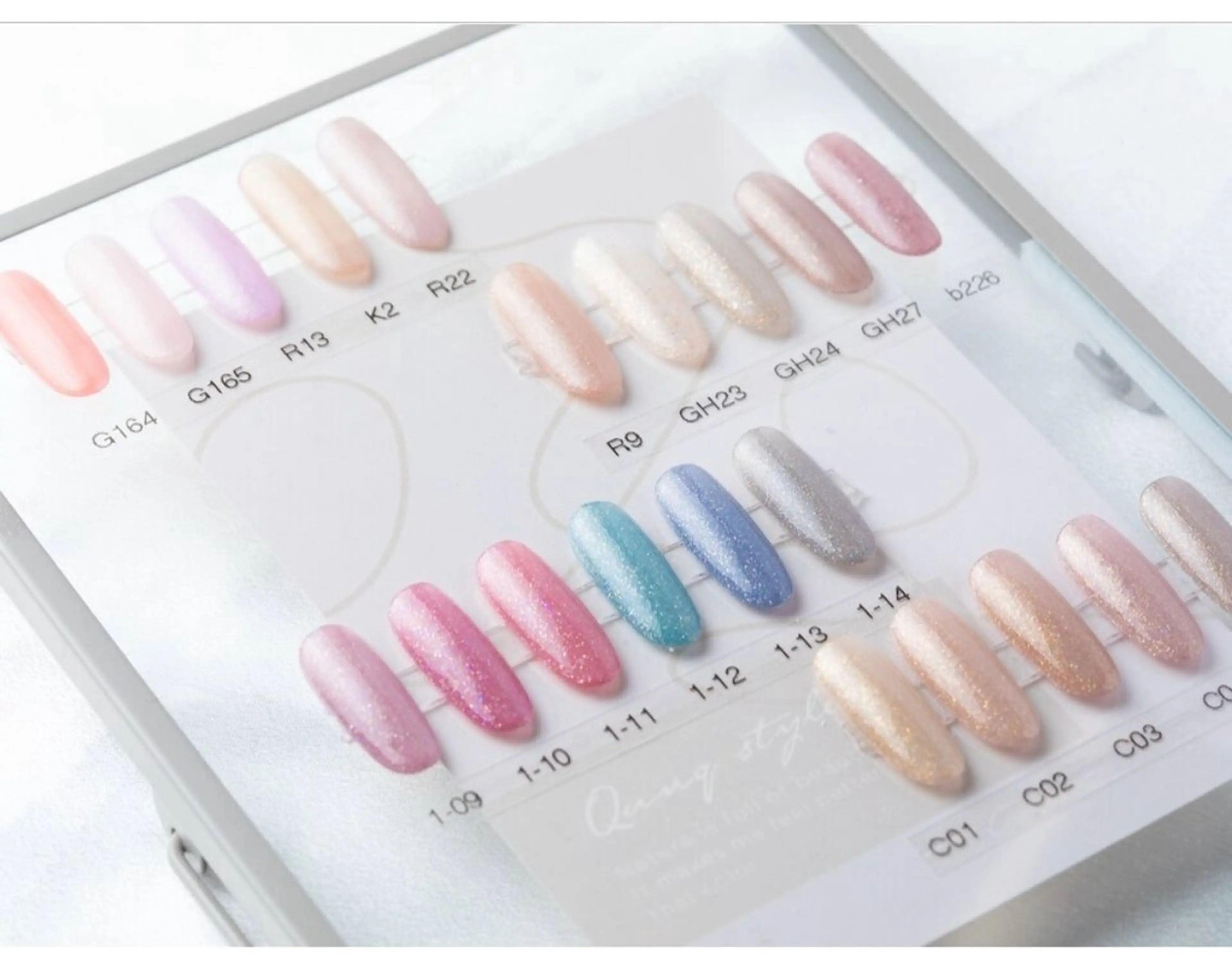 ネイル Romine&ネイル ユンのマツエク・マツパデザイン