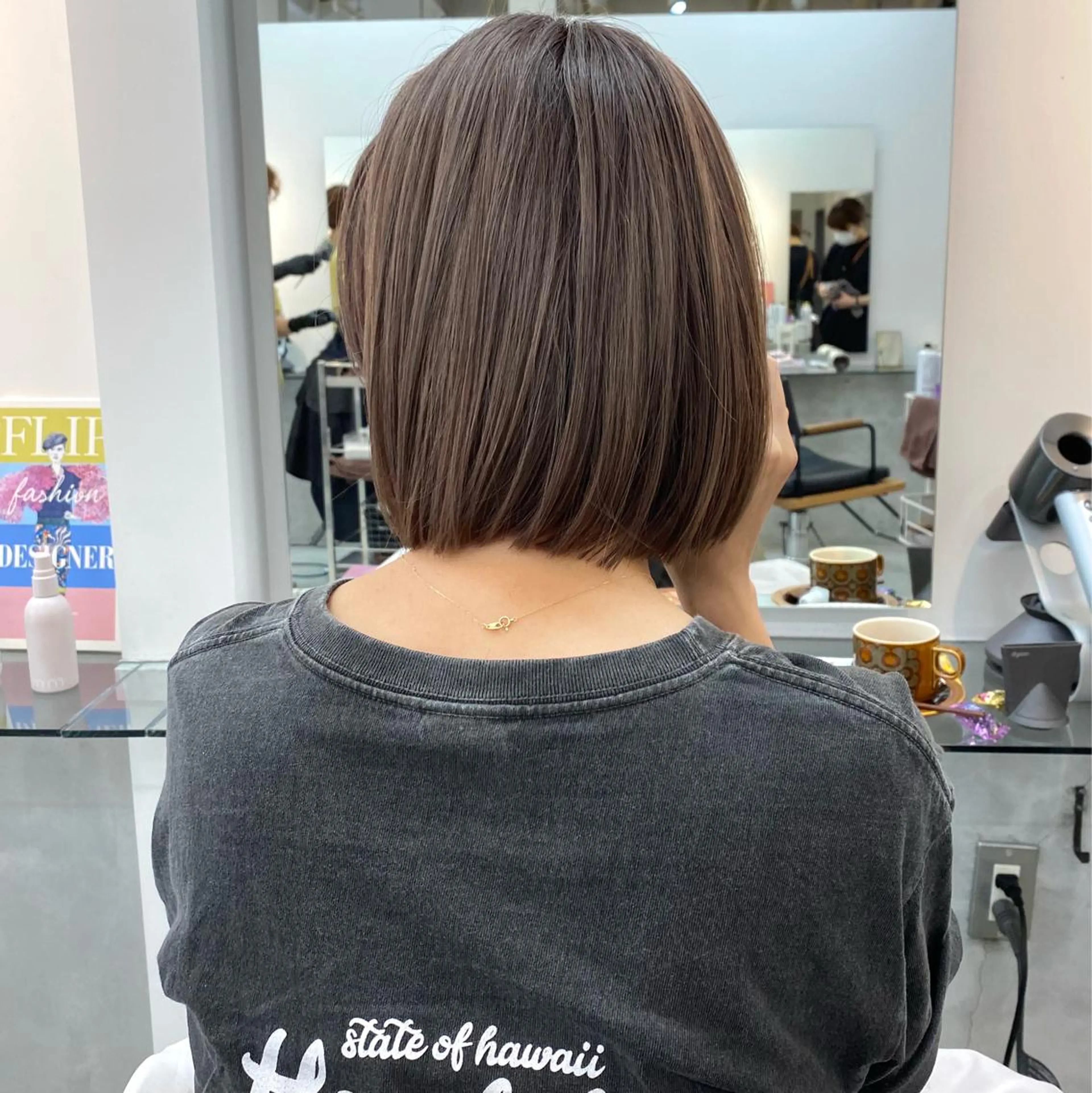 ミディアム カラー ブリーチカラーが人気 onnuのヘアスタイル