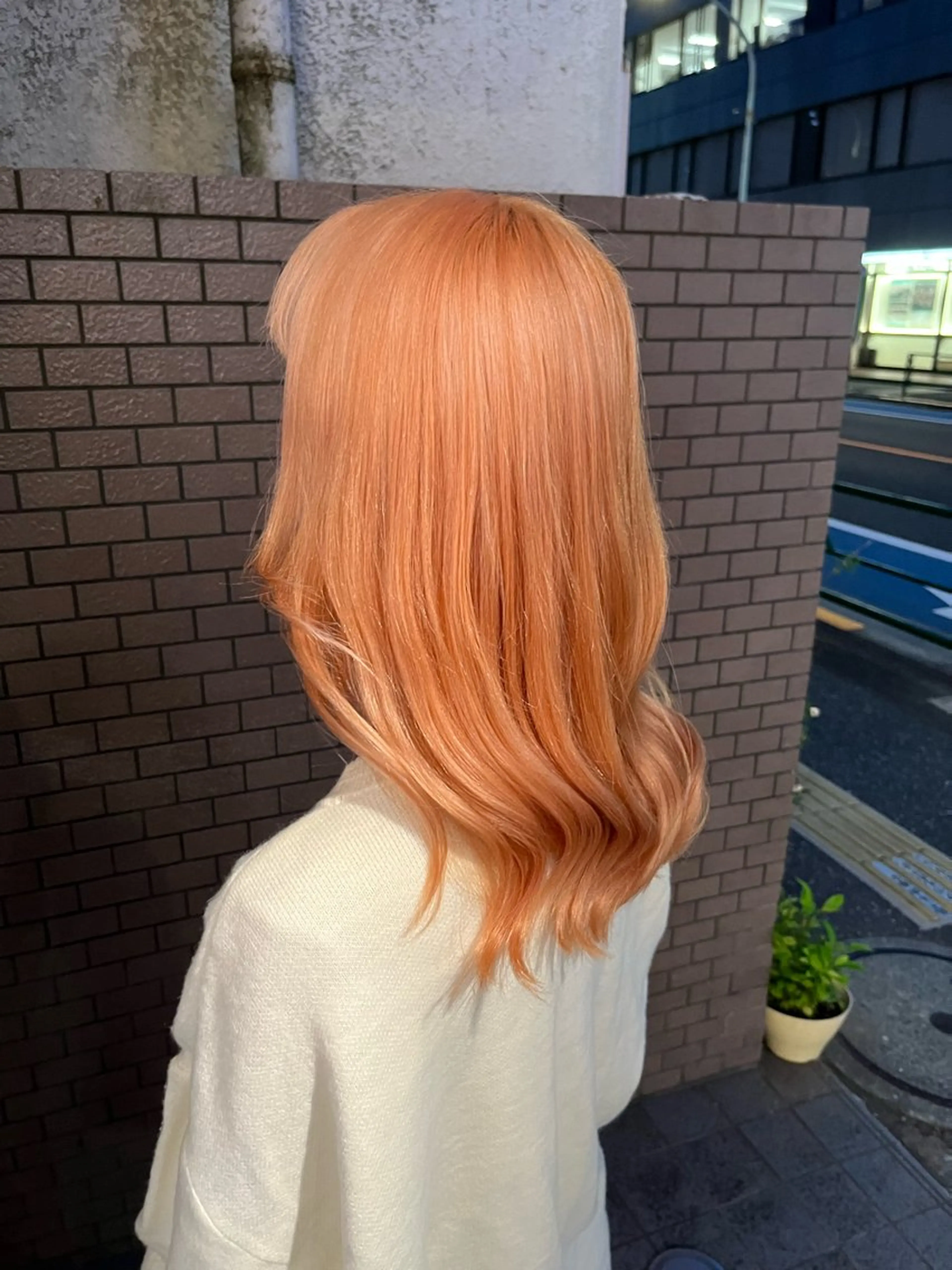 セミロング ヘアカラー トリートメント 艶髪/ハイトーン/ ヘアセット/モエノのヘアスタイル