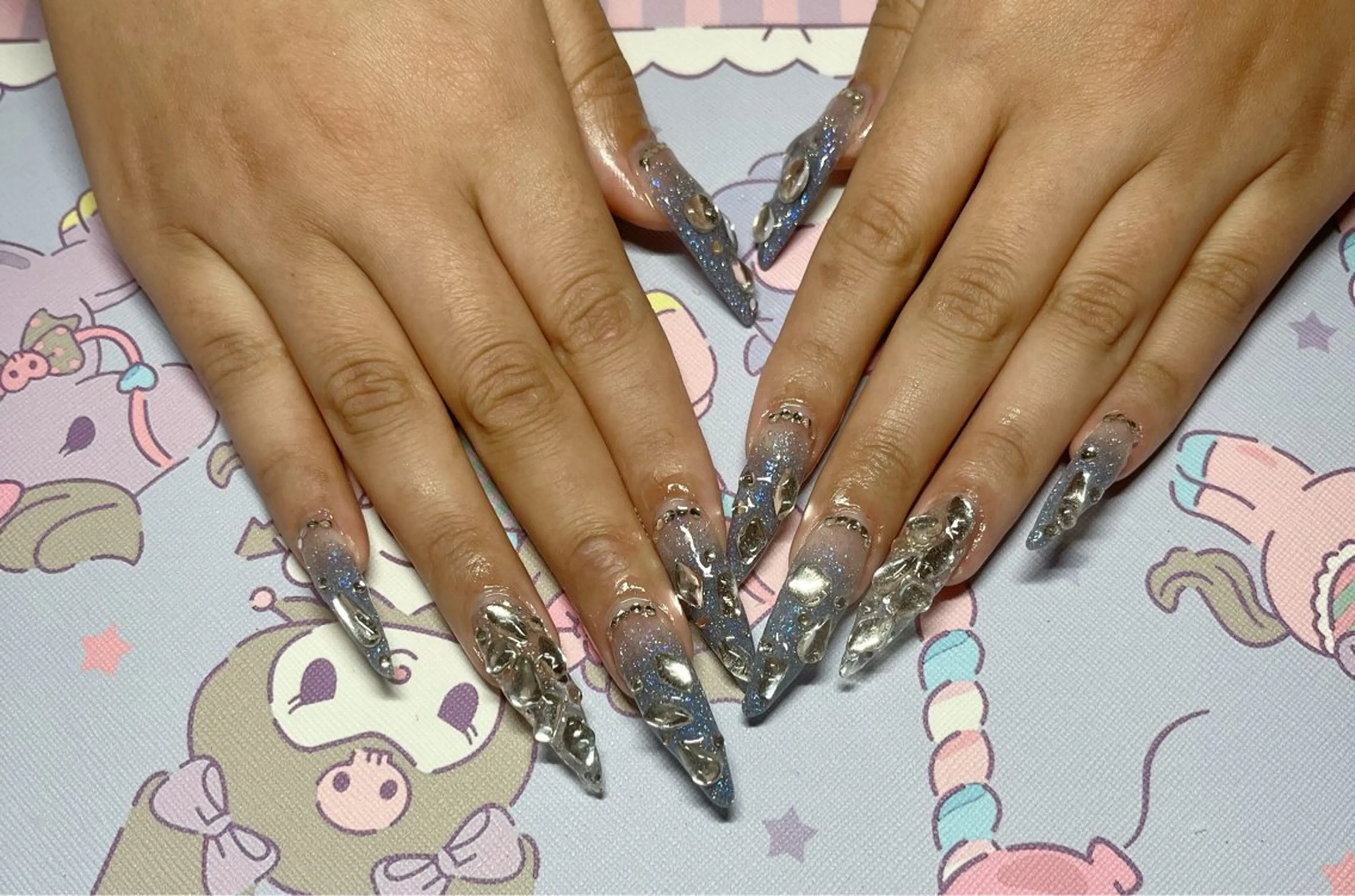 ネイル ハンドネイル MIYA  nail&   eyelash所属・MIYA NAIL シシのネイルデザイン