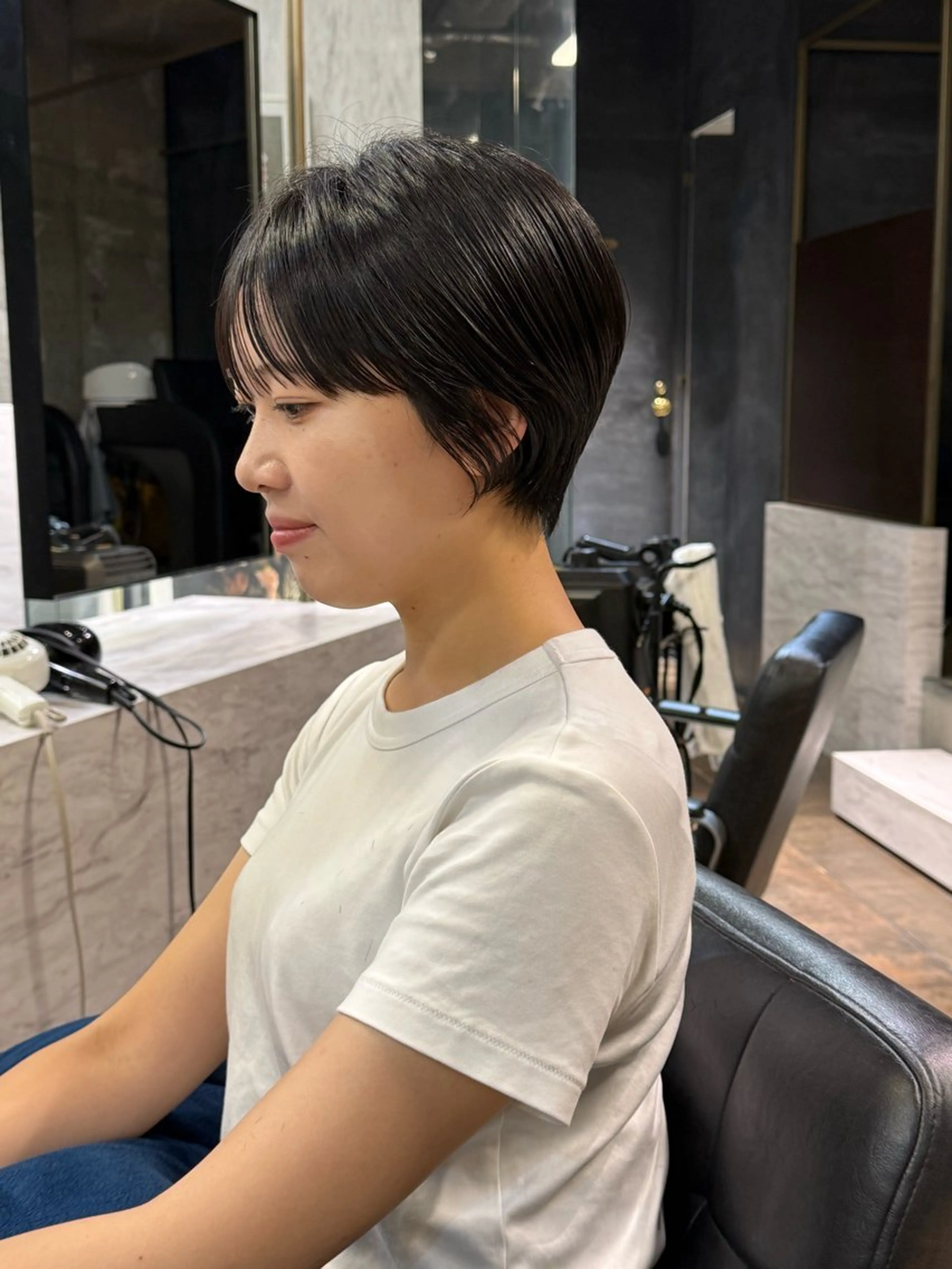 ショート ROBBY表参道所属・木村【ショート/ 耳だしショート】のヘアスタイル