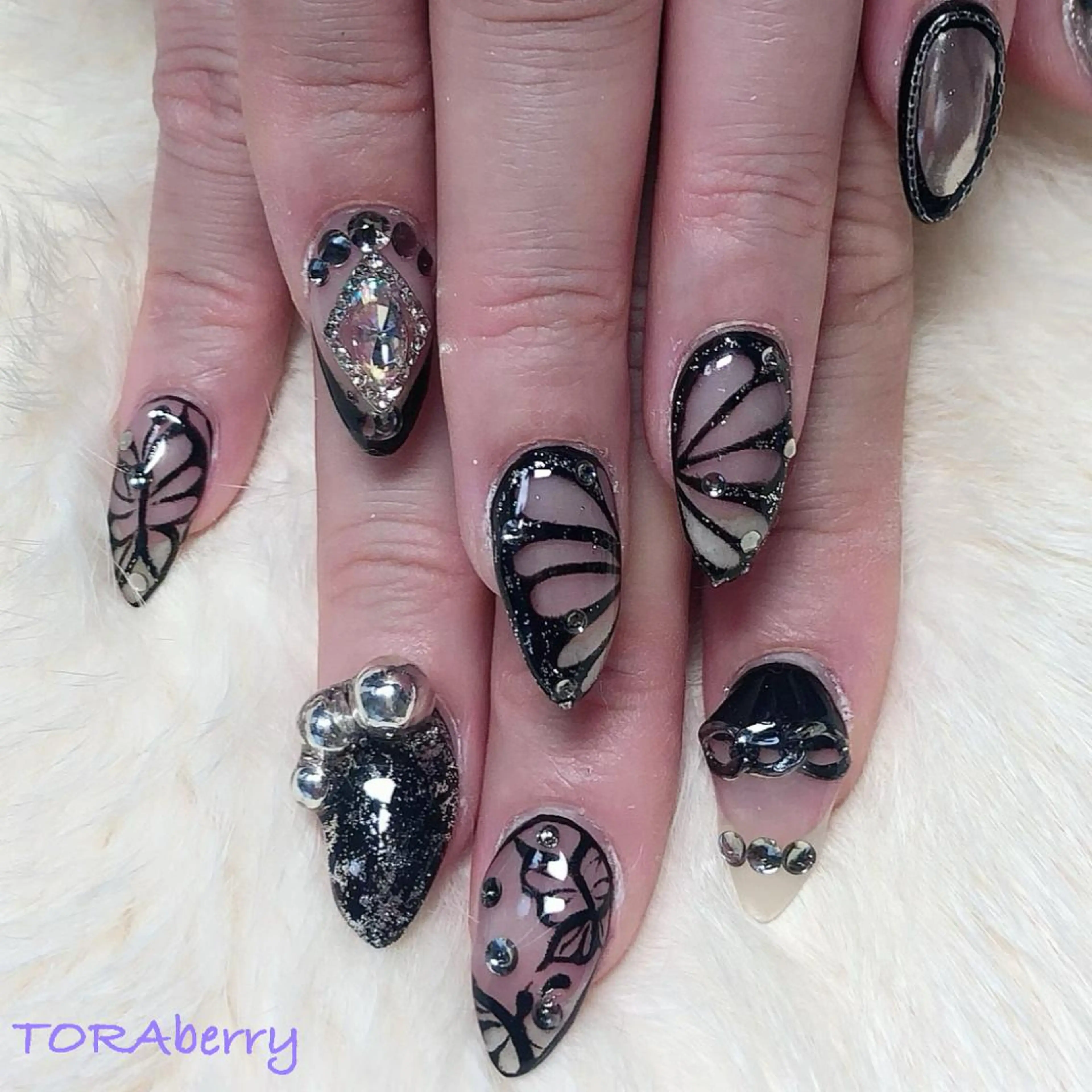 ネイル ハンドネイル ネイリスト なつみのネイルデザイン