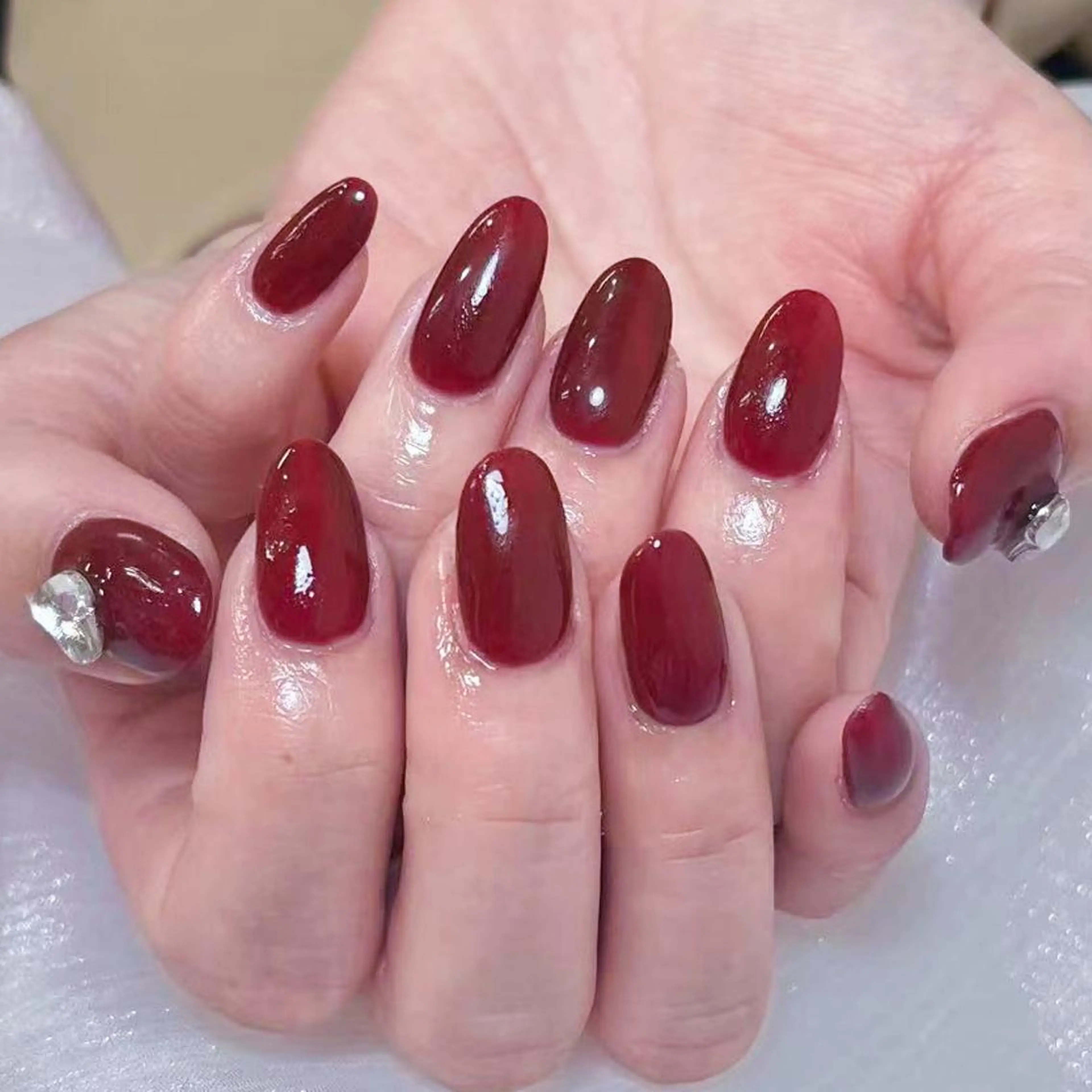 ネイル アートネイル オーロラネイル ガーリー キラキラネイル 韓国ネイル ハンドネイル DIAMOND 💅のネイルデザイン