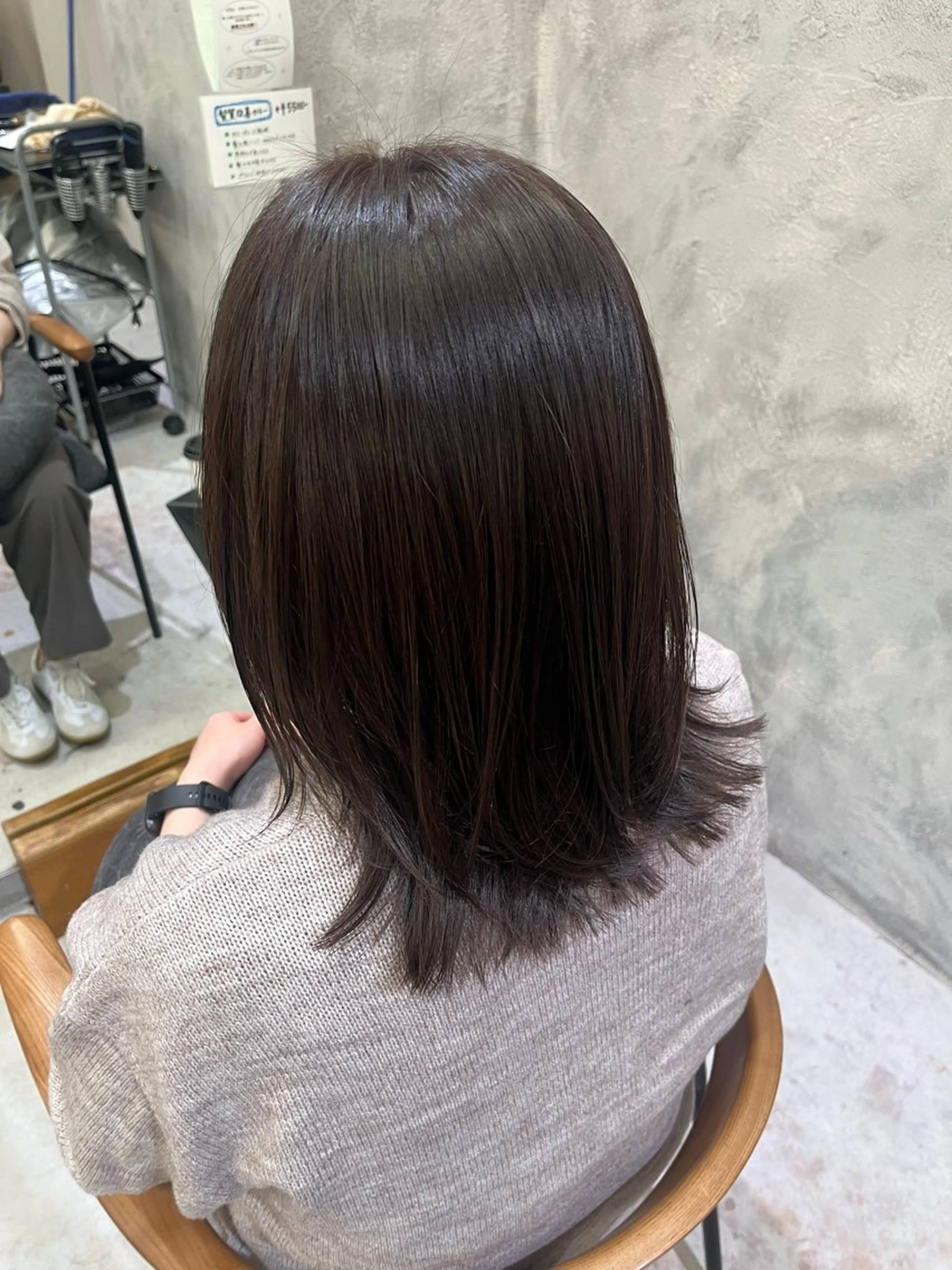 ミディアム ヘアカラー 橋本 萌々香のヘアスタイル