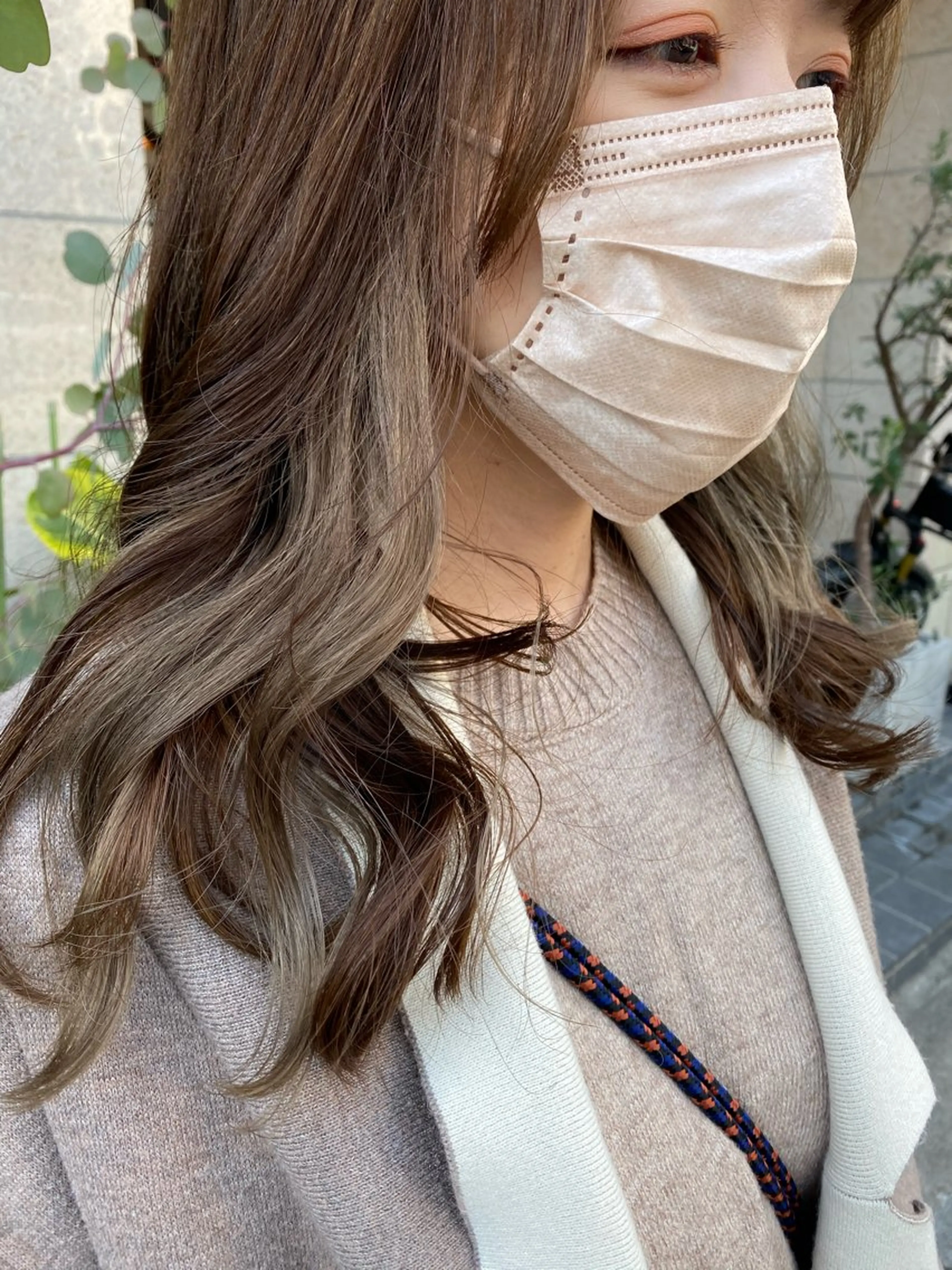 ロング カラー グレージュ 艶髪🌟髪質改善✨ Zinaヤマダ チサのヘアスタイル