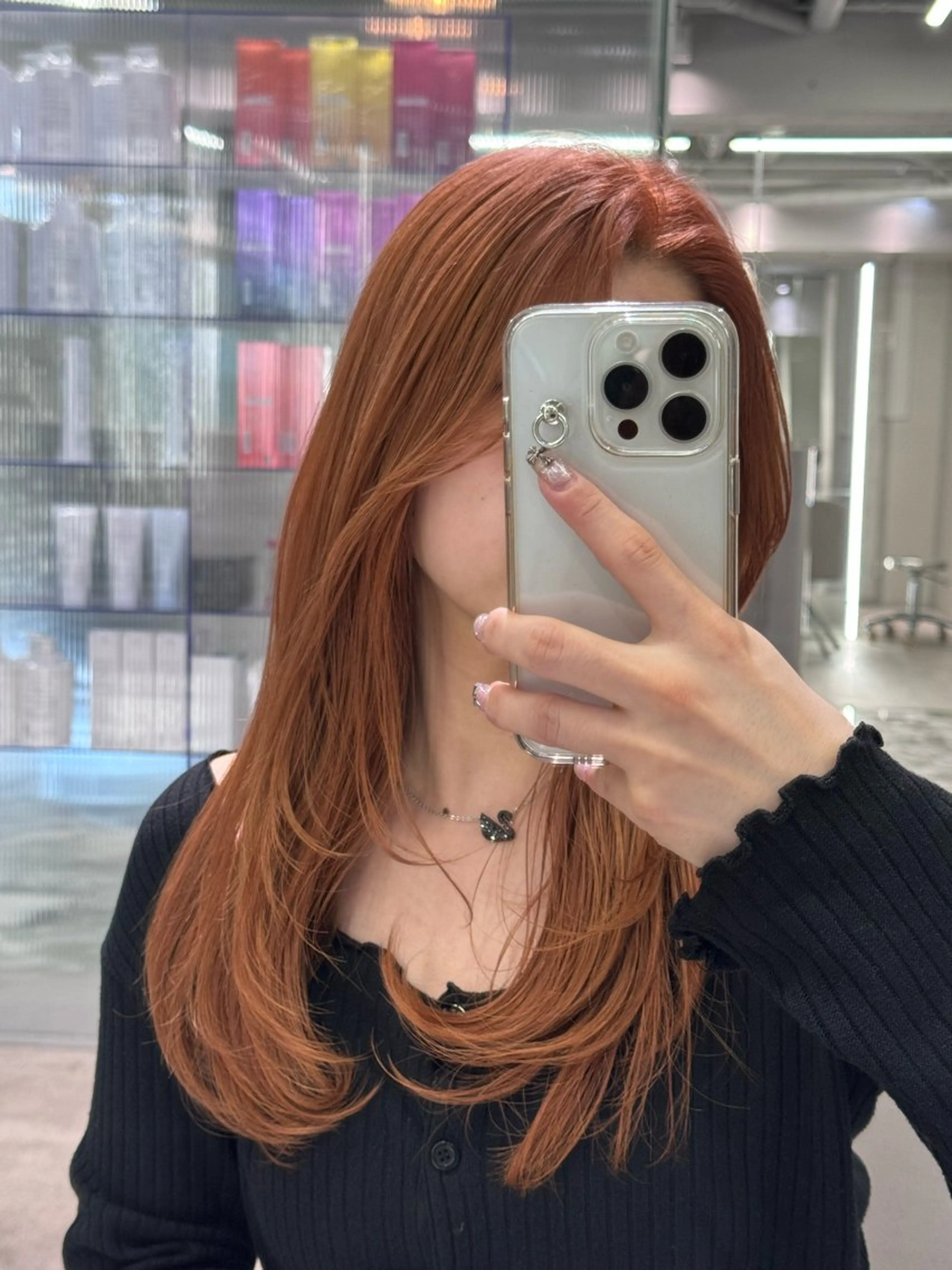 ロング カラー ブリーチ オレンジ オレンジピンク ピンクカラー mari_ xenaのヘアスタイル
