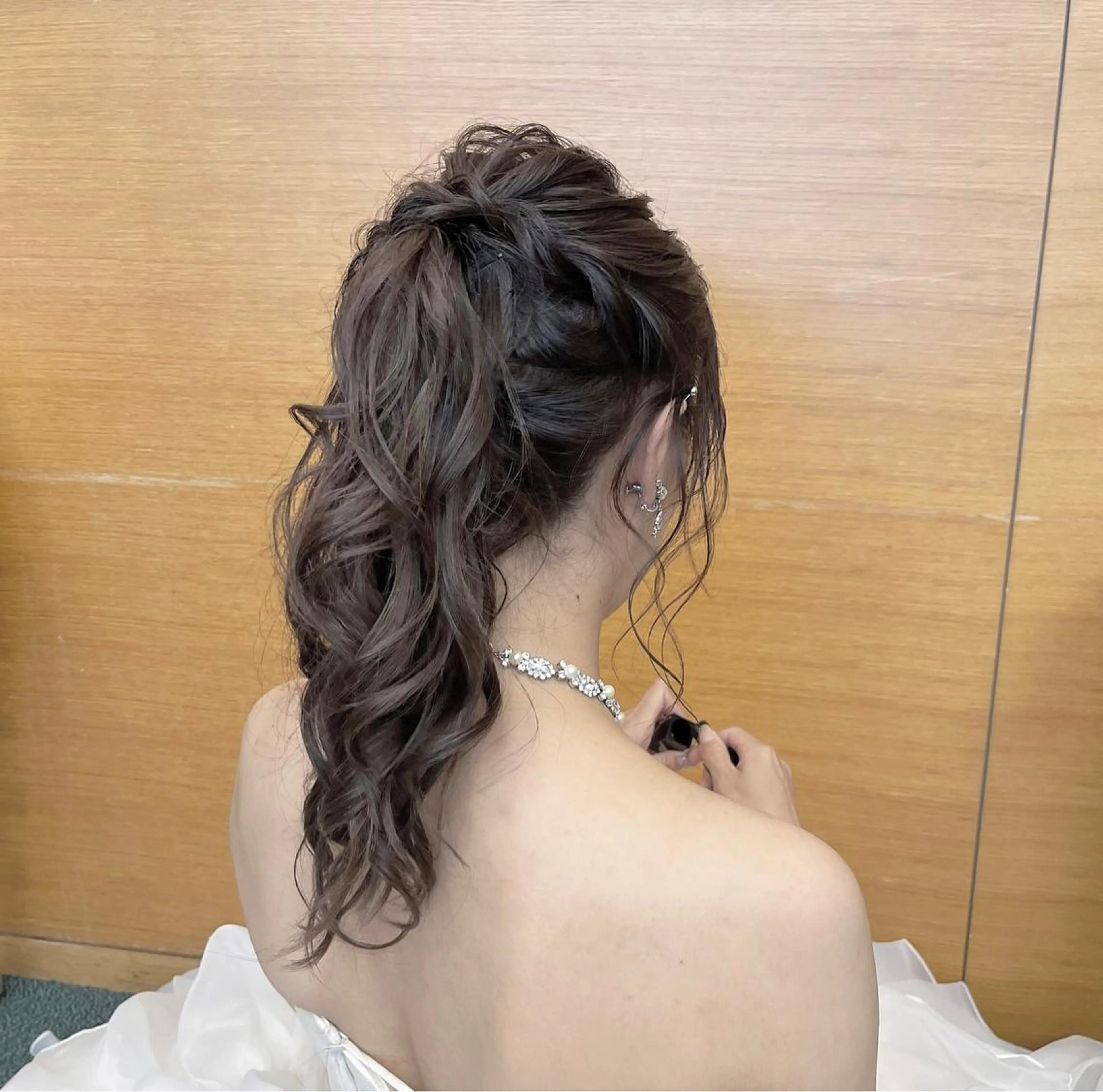 ロング ヘアアレンジ ポニーテール オシャマヘアーCinQ二川店所属・大嶽 楓のヘアスタイル