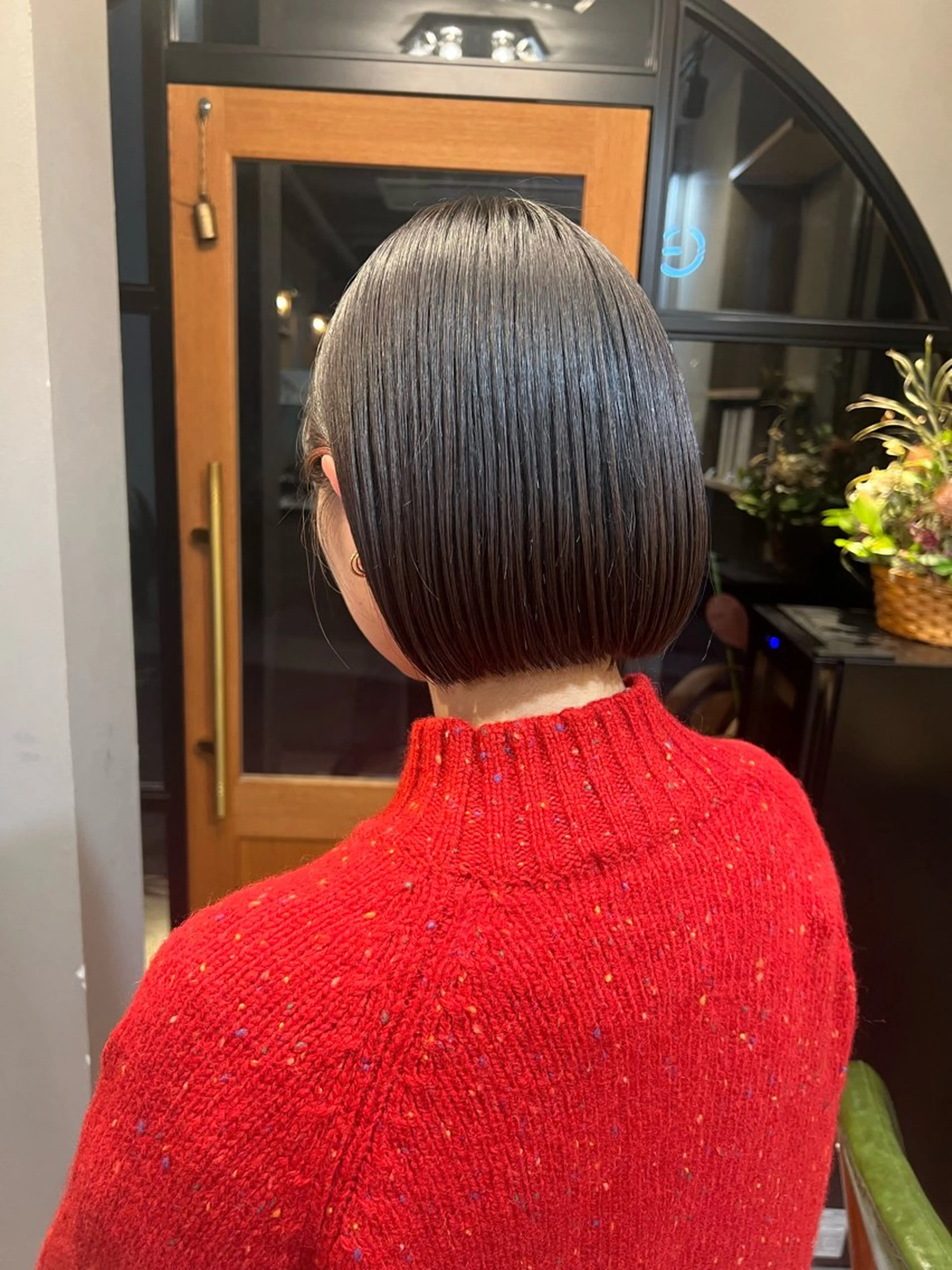 ショート カラー 切りっぱなしボブ ボブ 神戸ボブ✂️ ioe三宮/田 伸佳のヘアスタイル