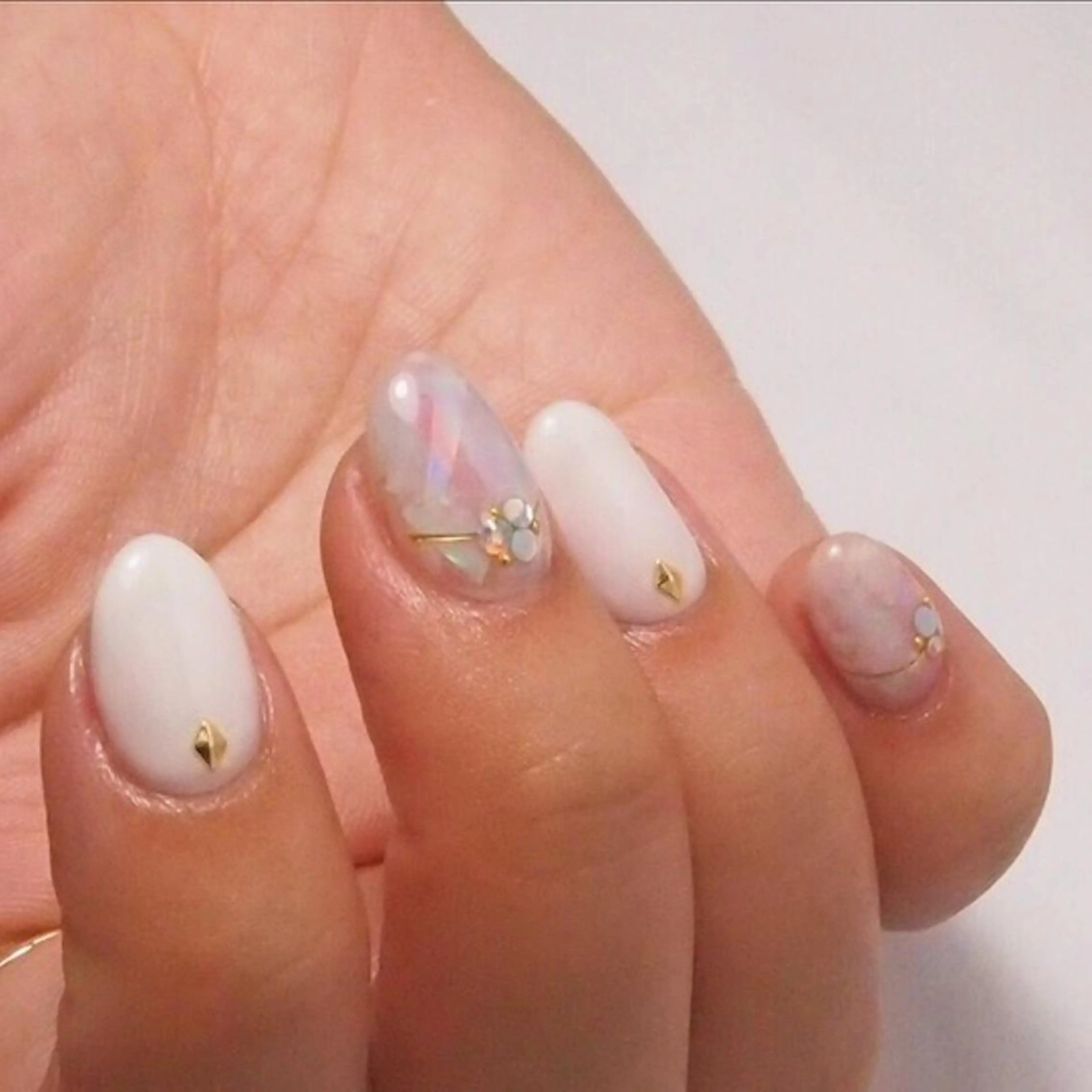 ネイル alma nailsのネイルデザイン
