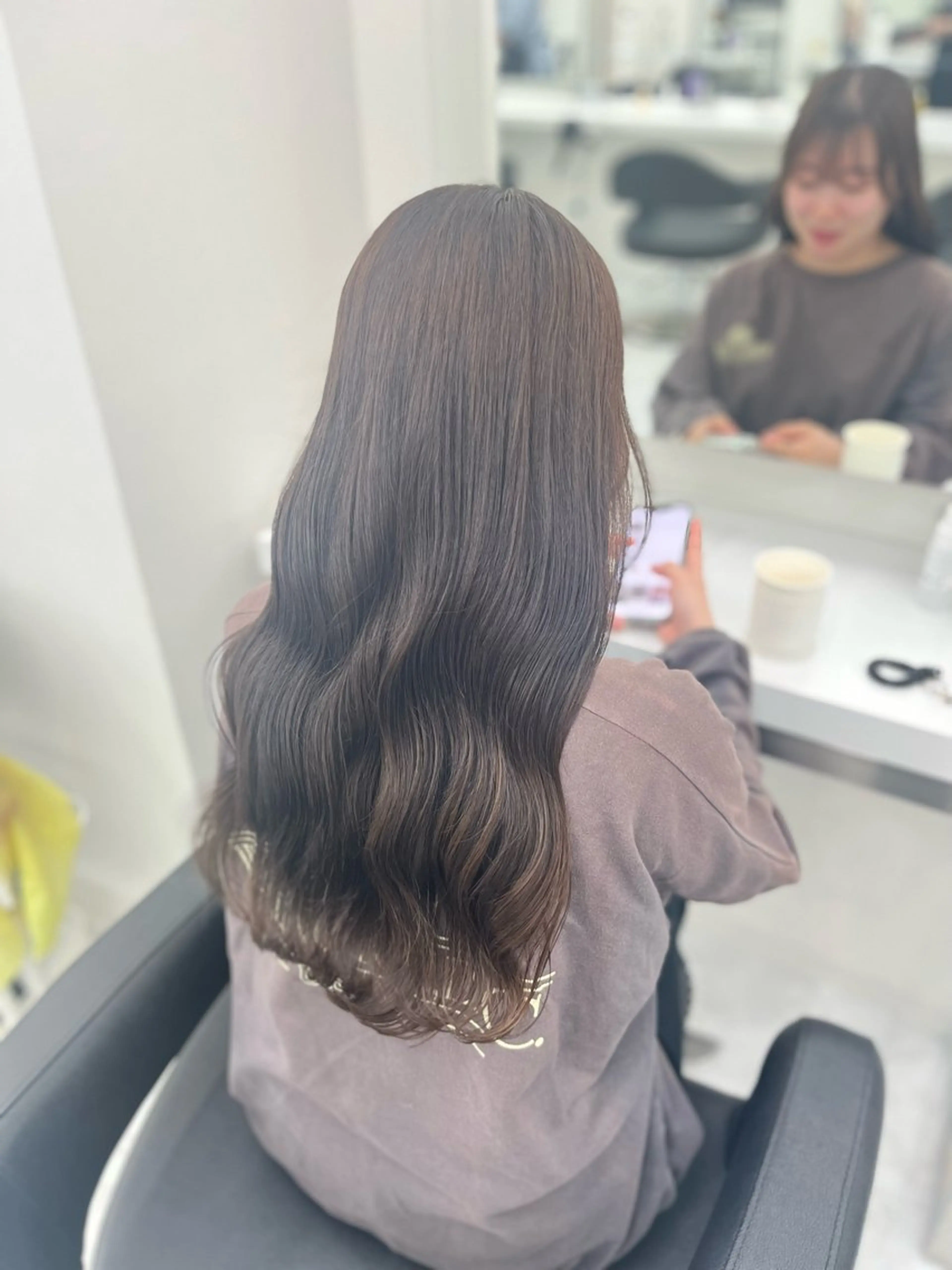 ロング カラー ヘアアレンジ 艶髪ハイトーン🫧 Kurehaのヘアスタイル