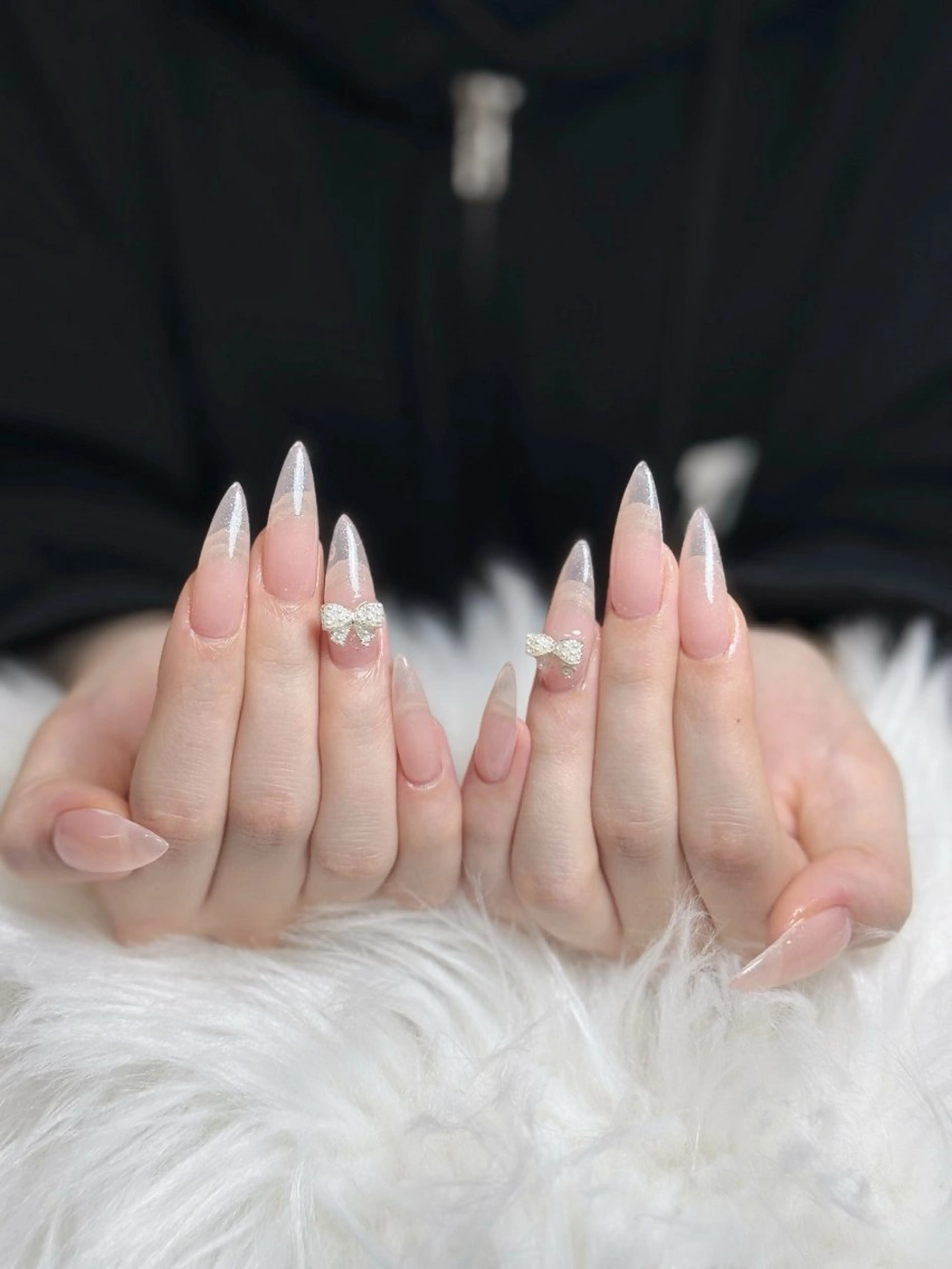 ネイル フレンチネイル ジェルネイル キラキラネイル 韓国ネイル マグネットネイル Julli nail studio所属・Julli NailStudioのネイルデザイン