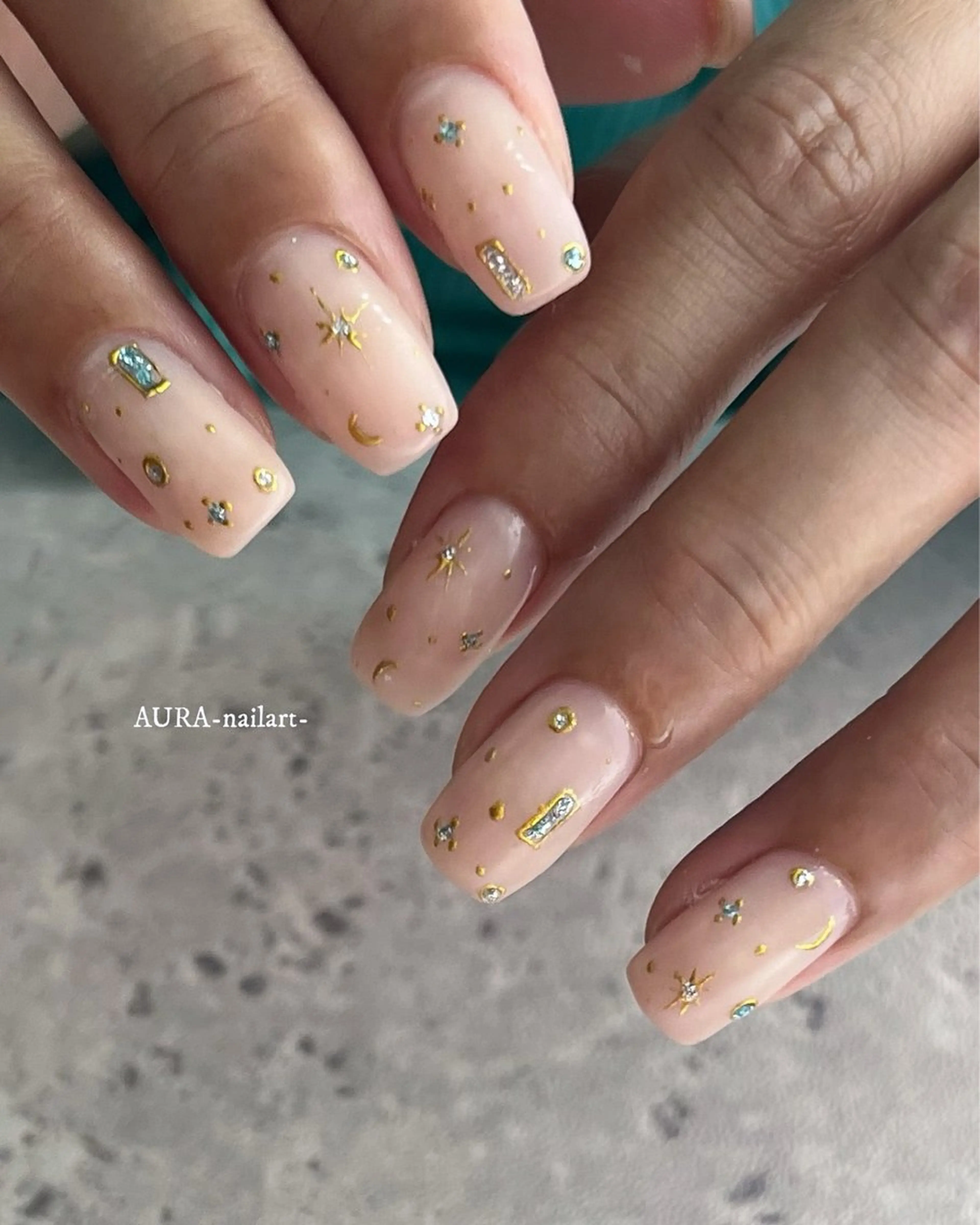 ネイル ハンドネイル フットネイル AURA nailartのネイルデザイン