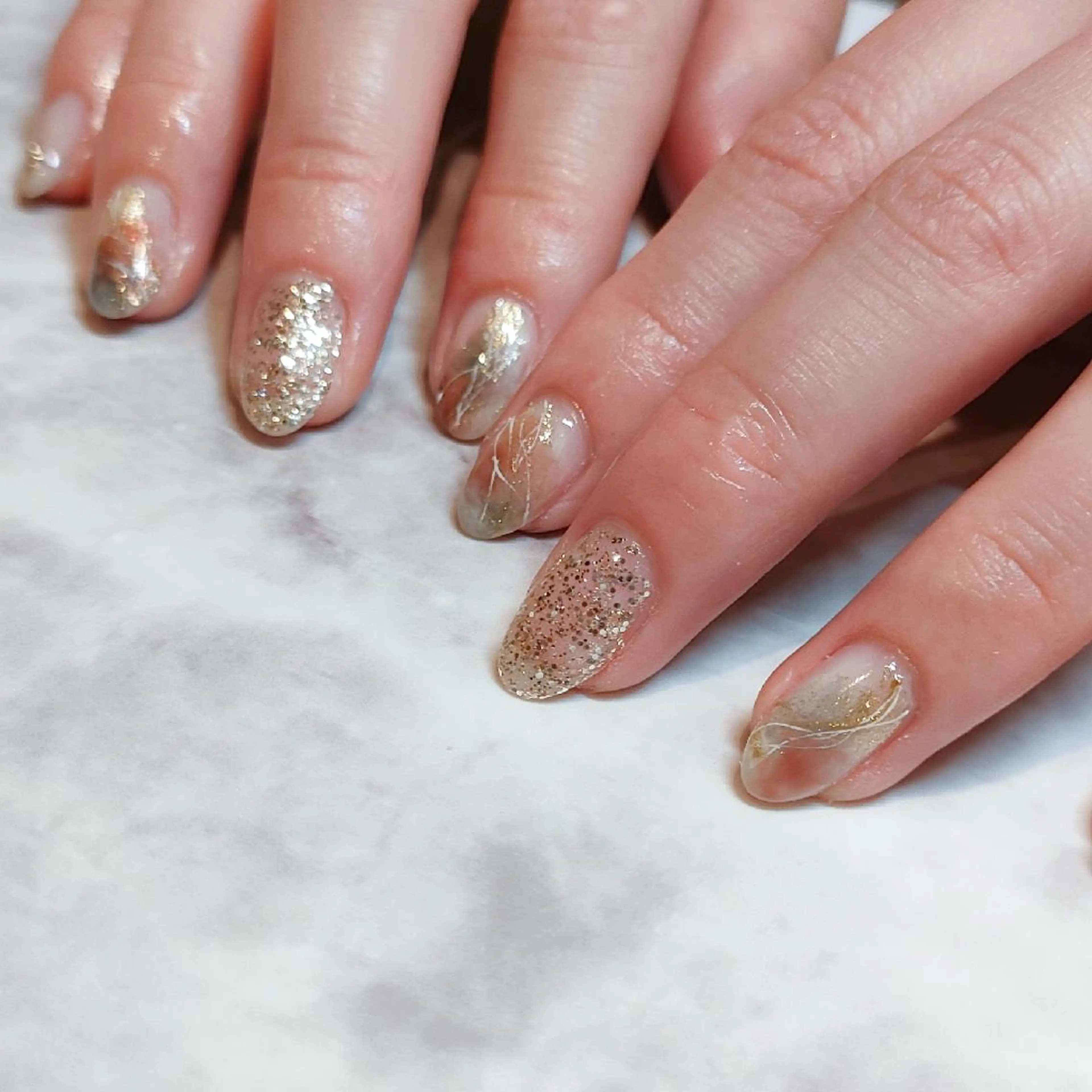ネイル ニュアンスネイル ハンドネイル Be-style 　のネイルデザイン