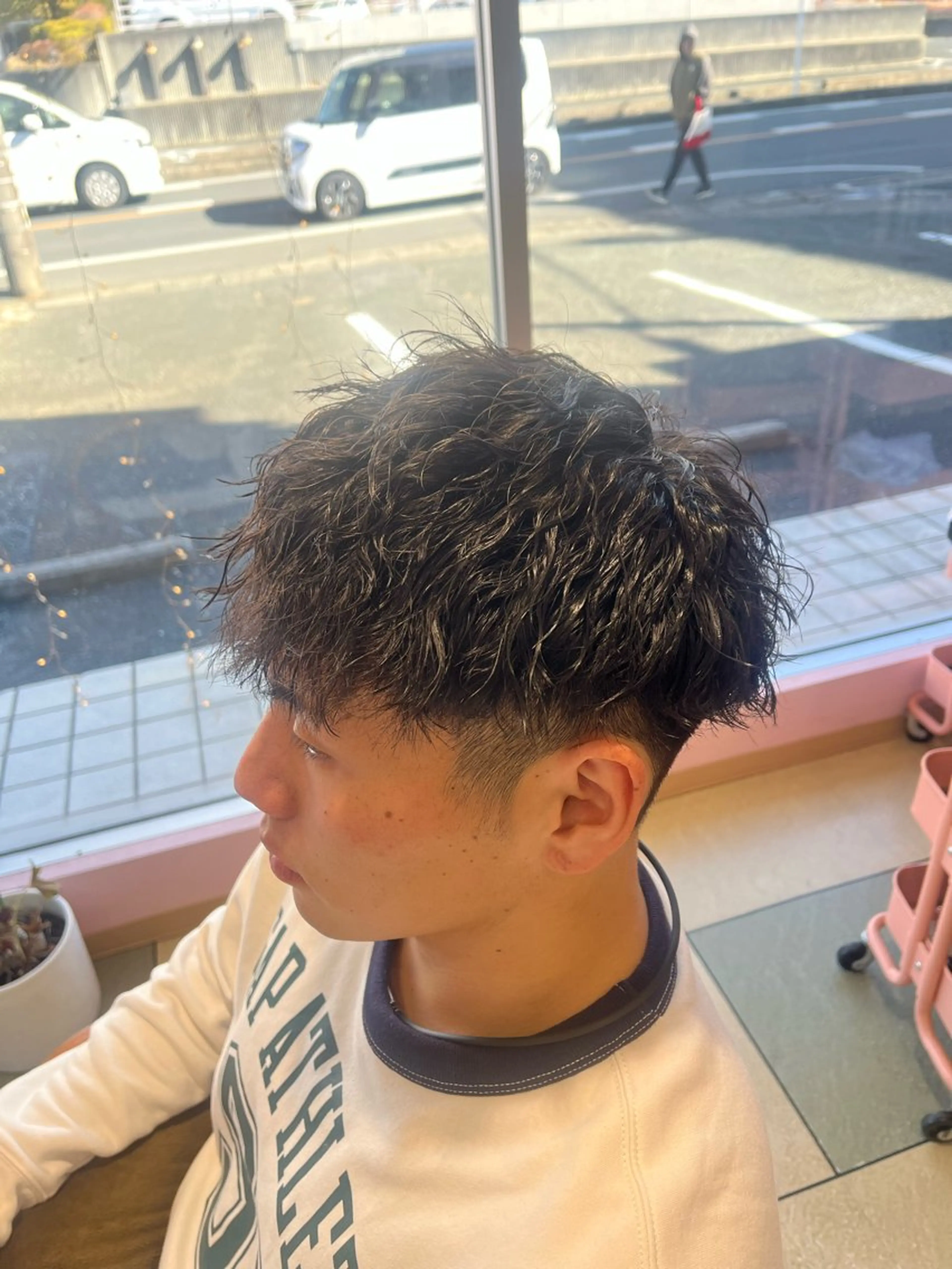 パーマ メンズ ベージュカラー⌇ くびれヘア.𐙚心音のヘアスタイル