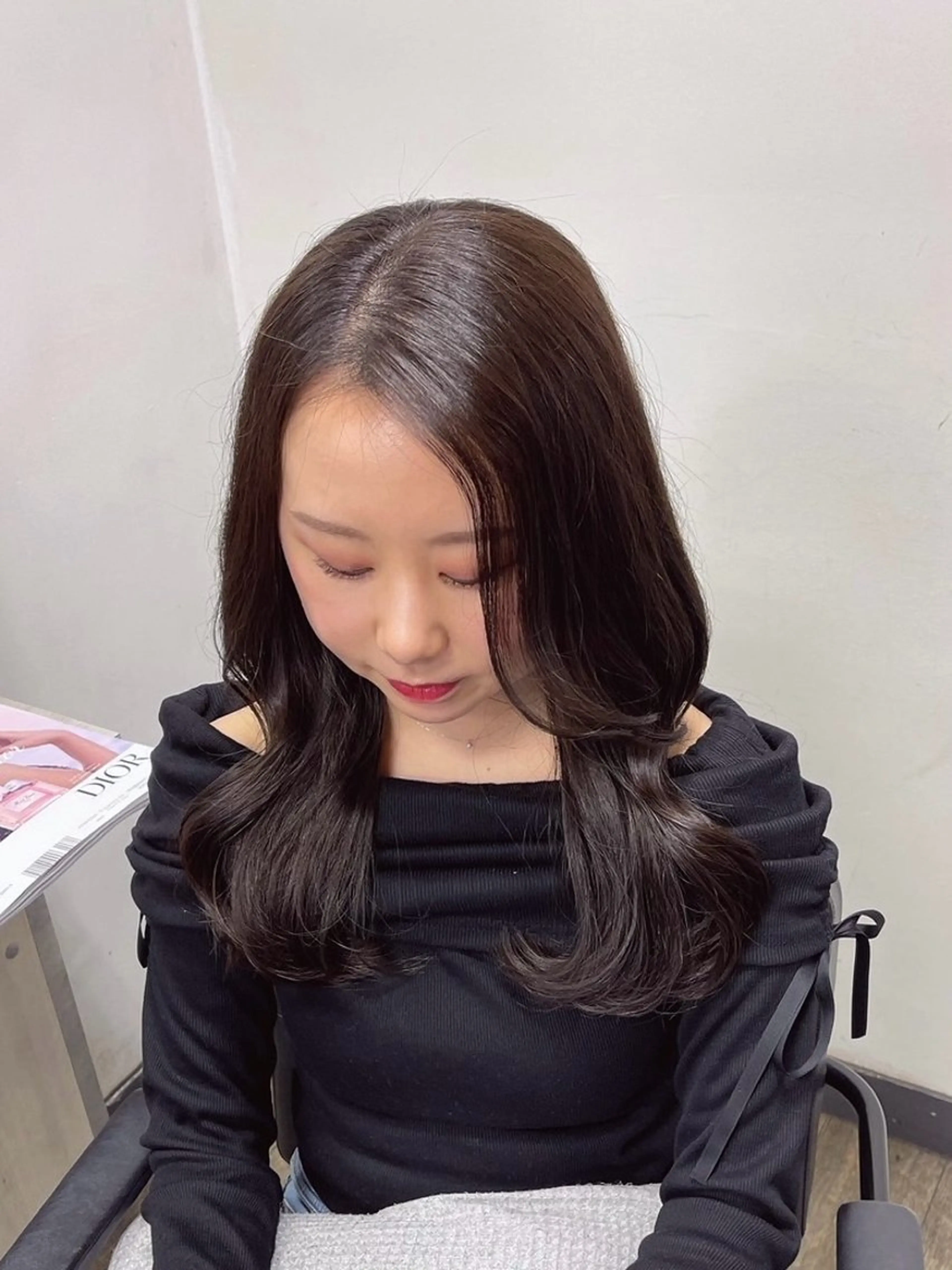 ロング ヘアカラー 坪井 楓のヘアスタイル