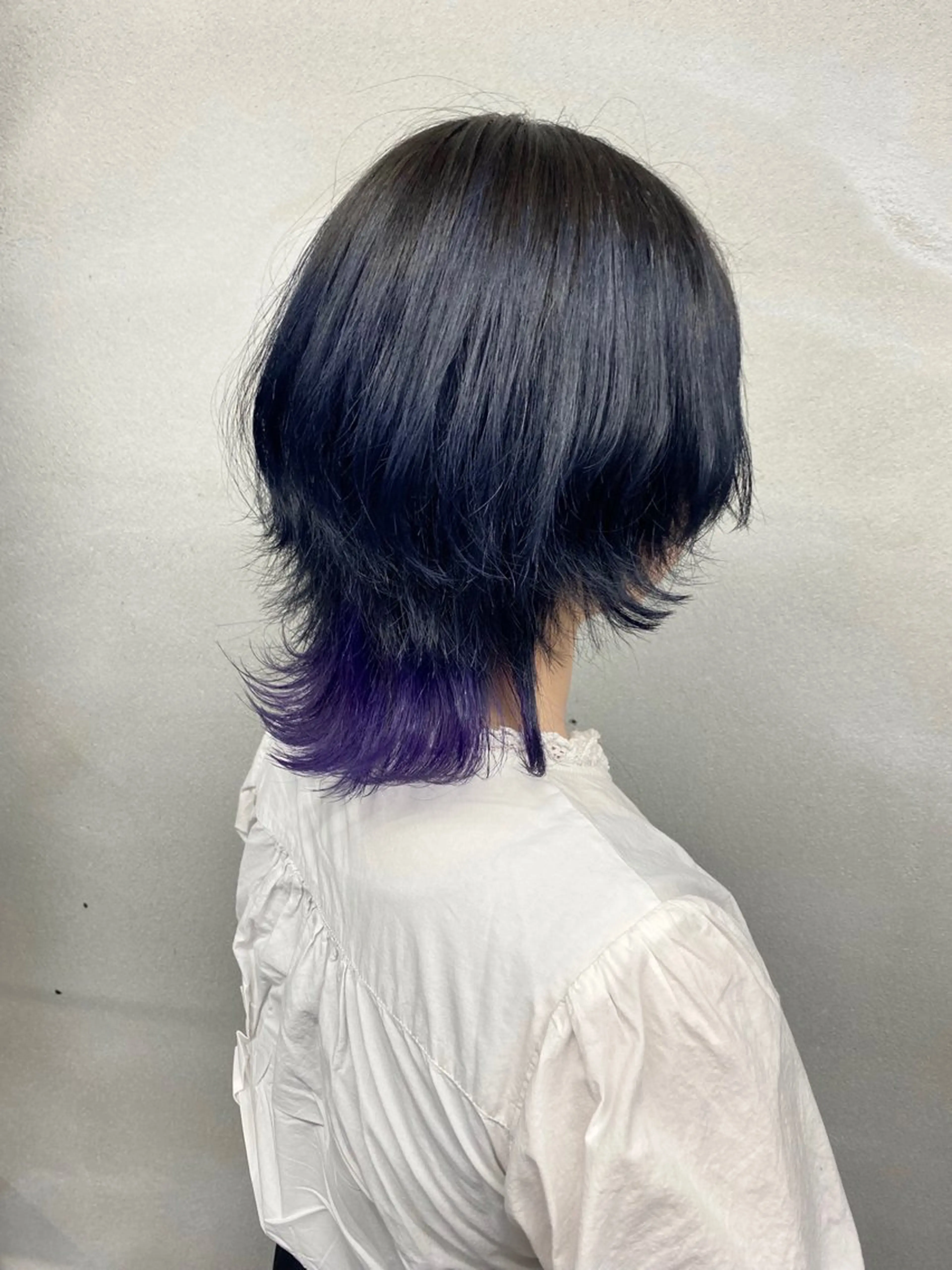 ミディアム パープルカラー ボブ 顔まわりレイヤー 顔周りカット レイヤーカット カット ヘアカラー 柏 デザインカラー/ レイヤー🐣シオリのヘアスタイル