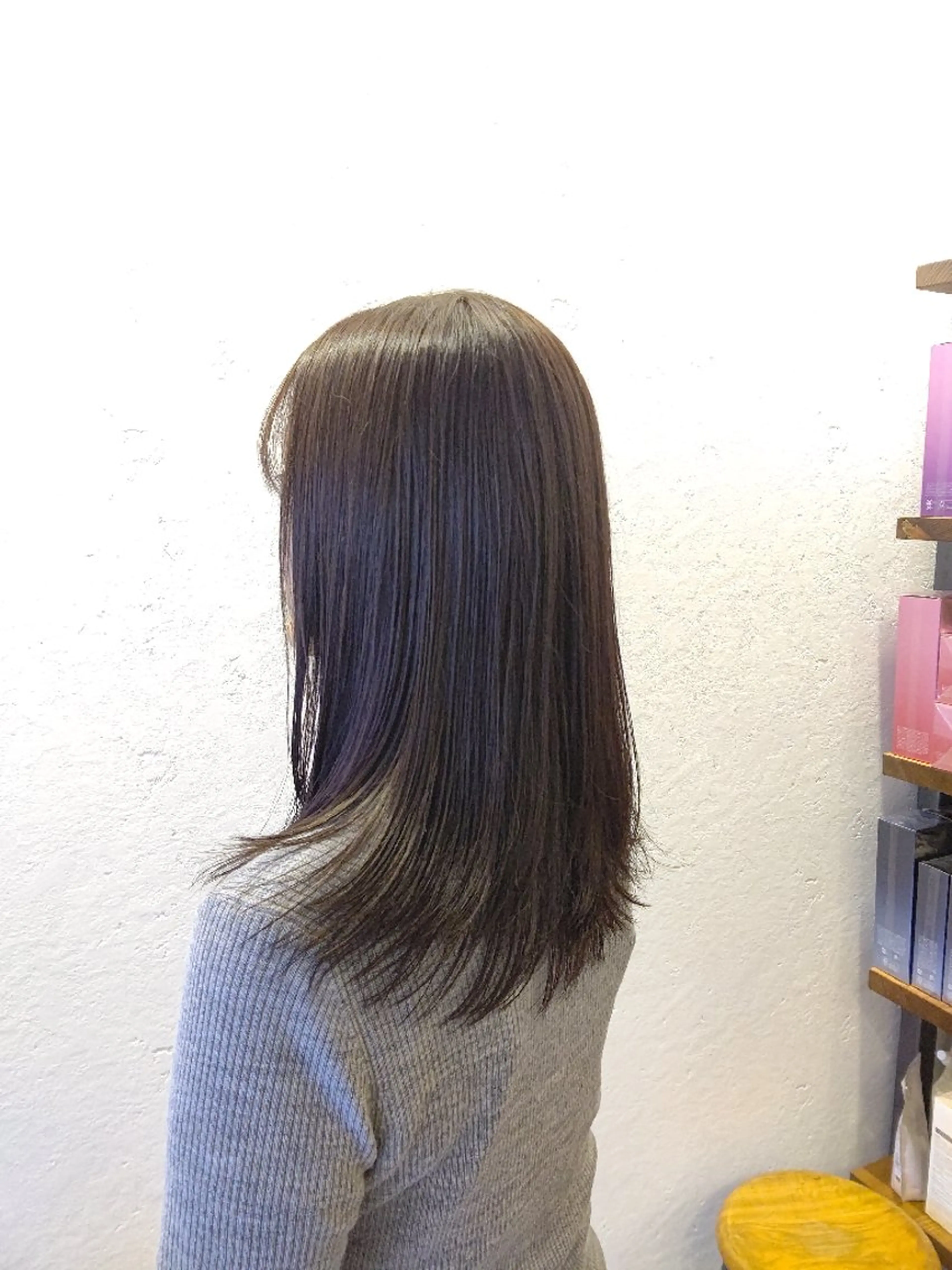 ミディアム レイヤーカット simon🩷半田 カットブリーチモデルのヘアスタイル