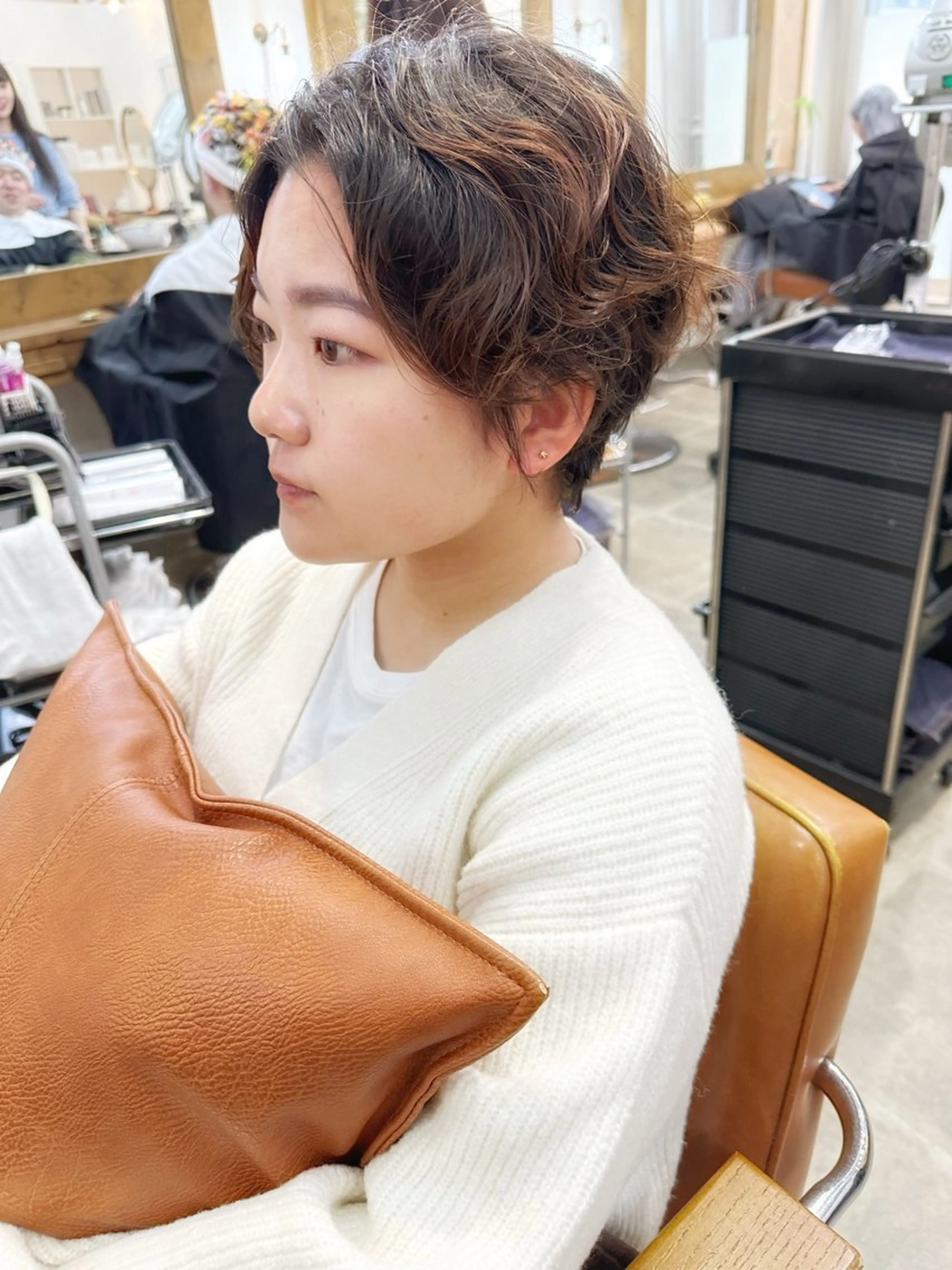 ショート ショートボブ ハンサムショート ボブ くせ毛 ショートヘア カット newline銀座所属・銀座ショート/ 大人ショート/金子涼のヘアスタイル