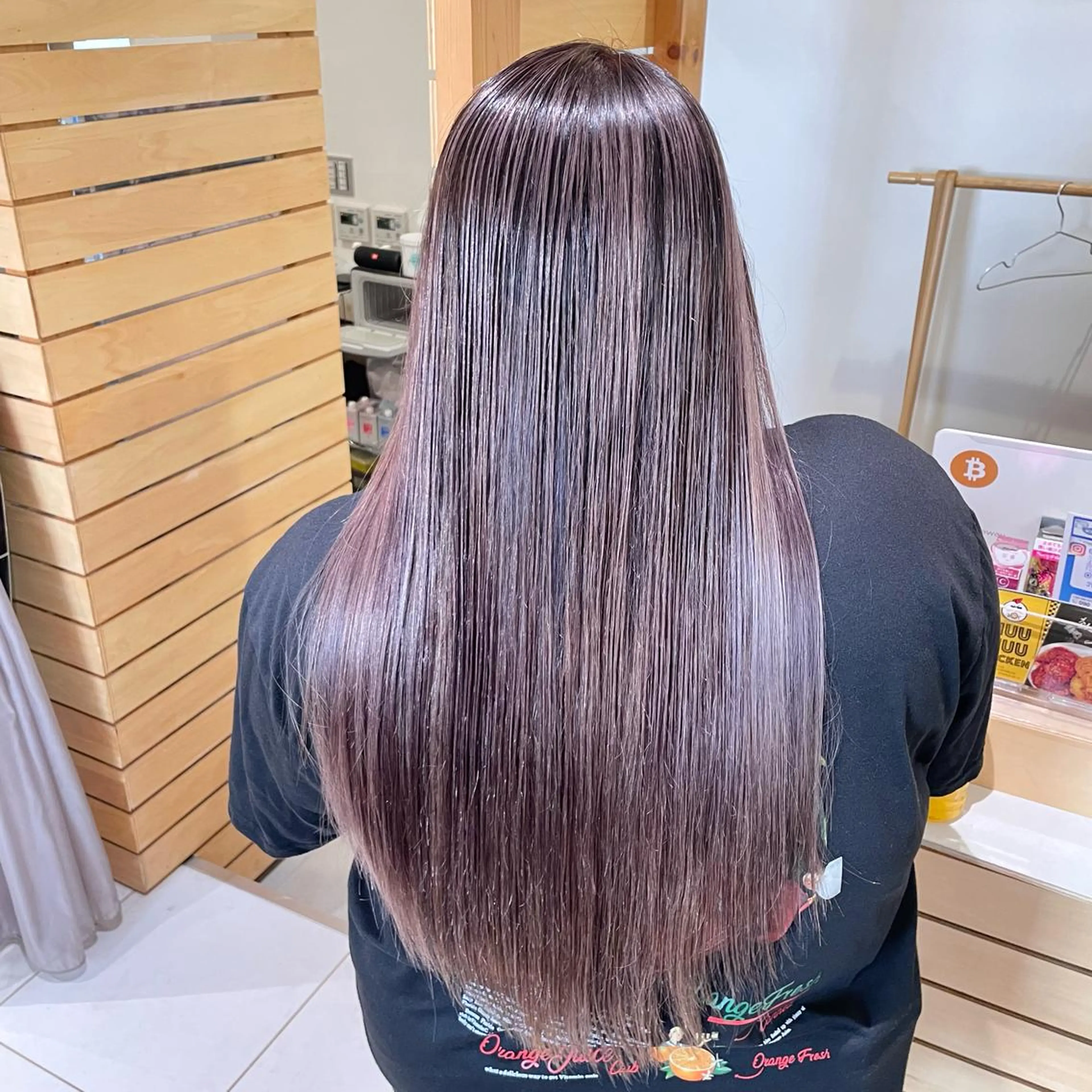 ロング カラー ブリーチ ヘアカラー トリートメント RUBEUS【ルベウス】所属・✨艶々カラー🎨 杉本賢人のヘアスタイル