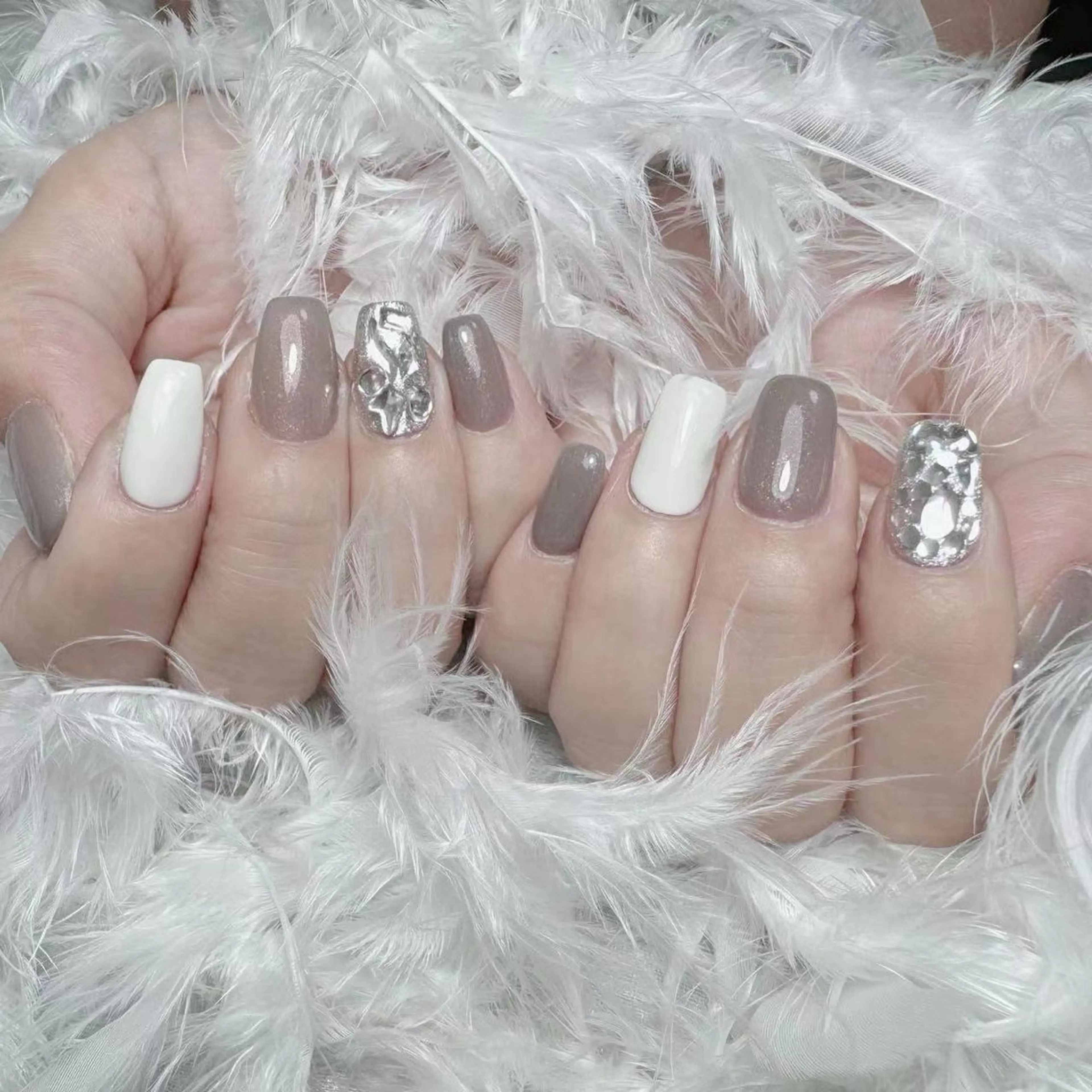 ネイル アートネイル オーロラネイル ガーリー キラキラネイル 韓国ネイル Diamond NAIL✨のネイルデザイン