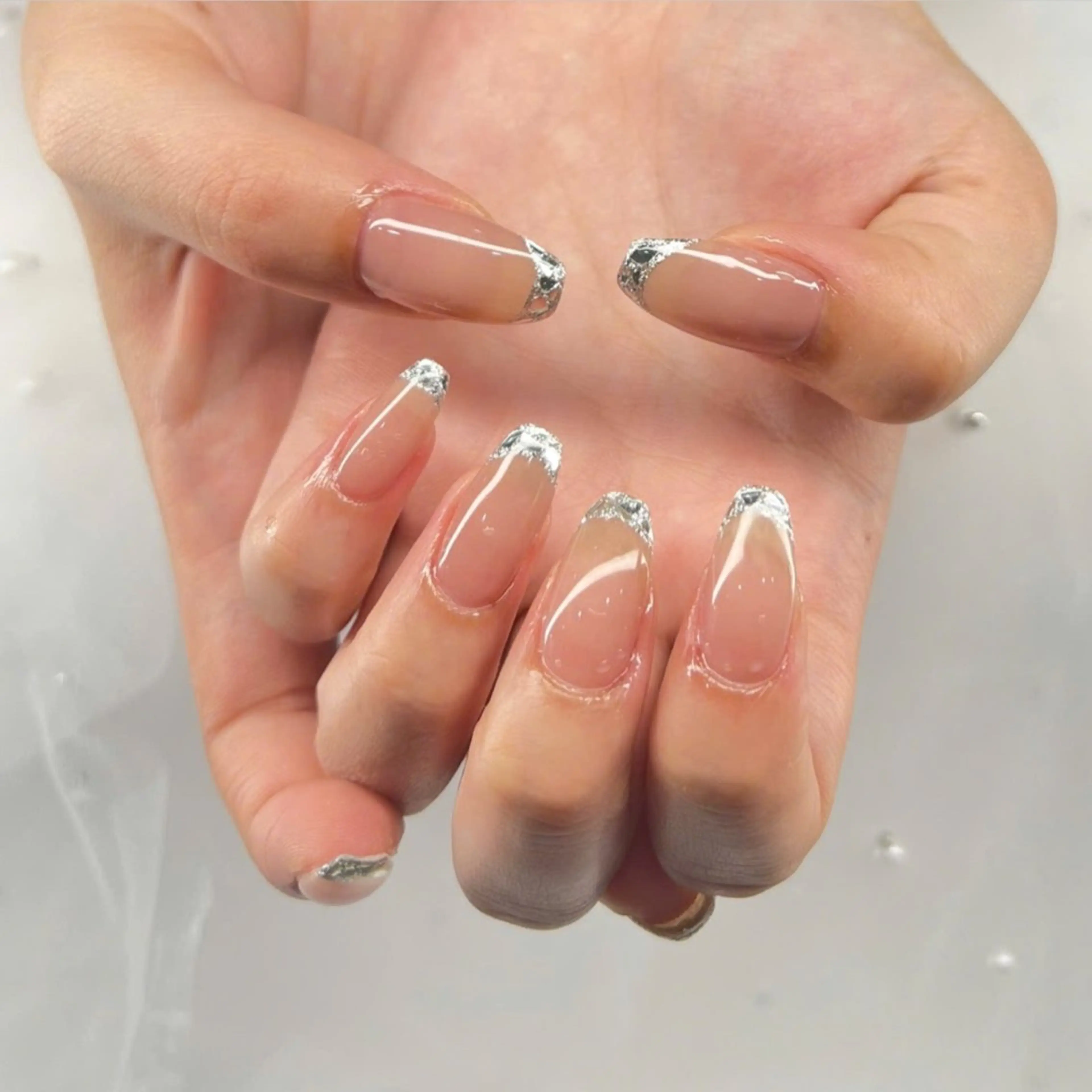 ネイル フレンチネイル キラキラネイル マグネットネイル ミラーネイル ニュアンスネイル ハンドネイル Lyn TA Nailのネイルデザイン