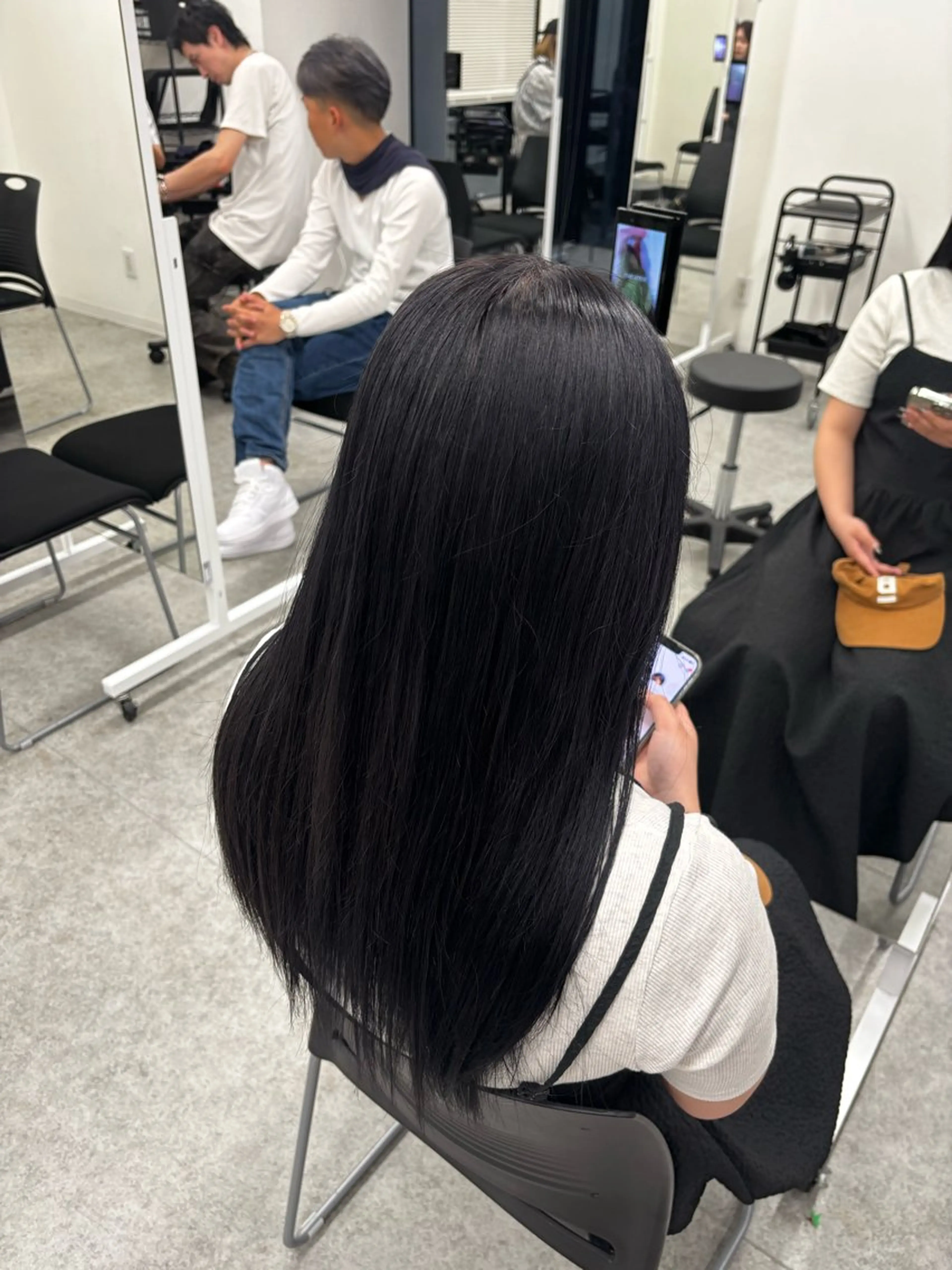 ロング ヘアカラー トリートメント 寒色カラー🫧 HINAKO💙のヘアスタイル