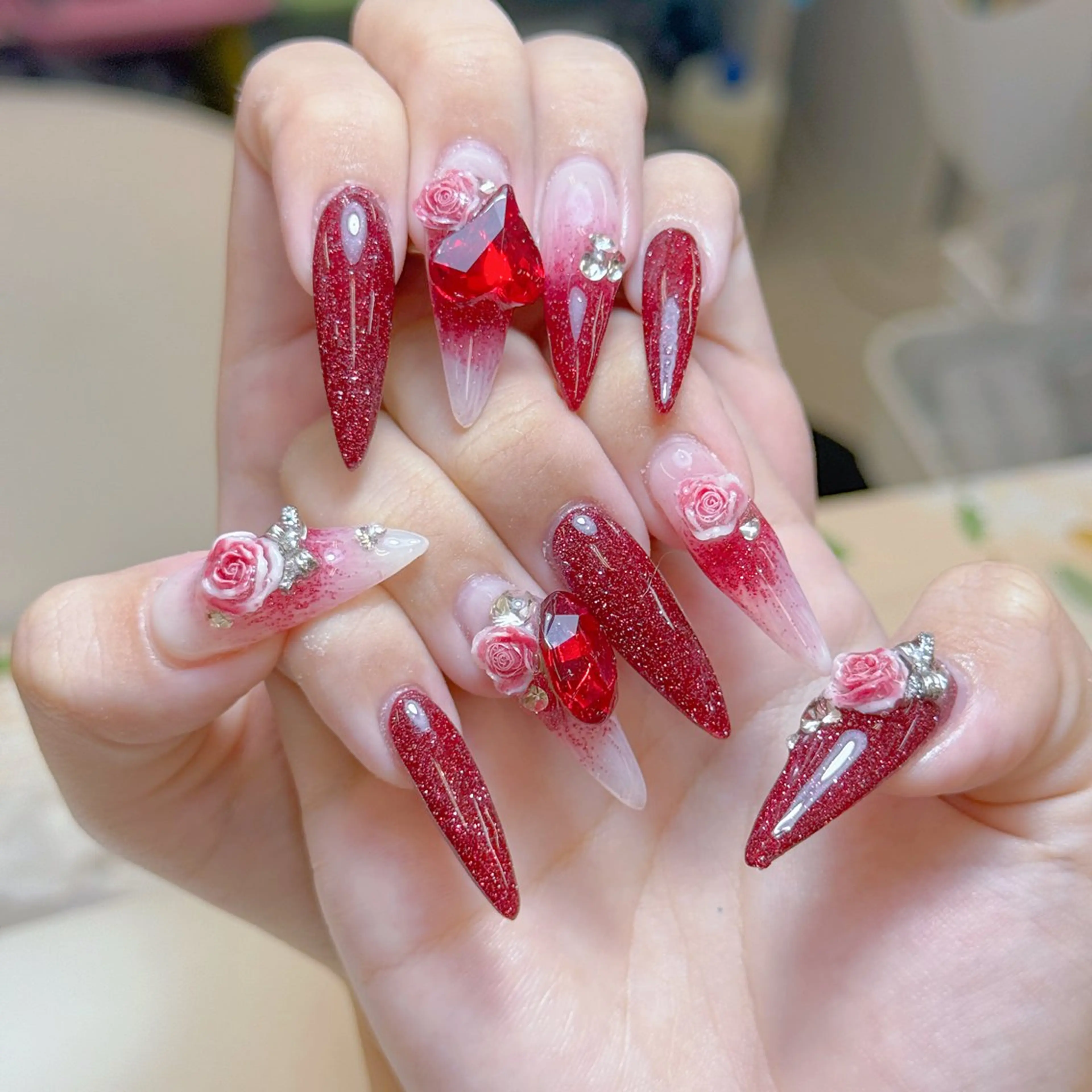 ネイル チークネイル 長さ出し フットネイル マグネットネイル 持ち込み ハンドネイル ANH NAIL ゴテゴテ専門店💎のネイルデザイン