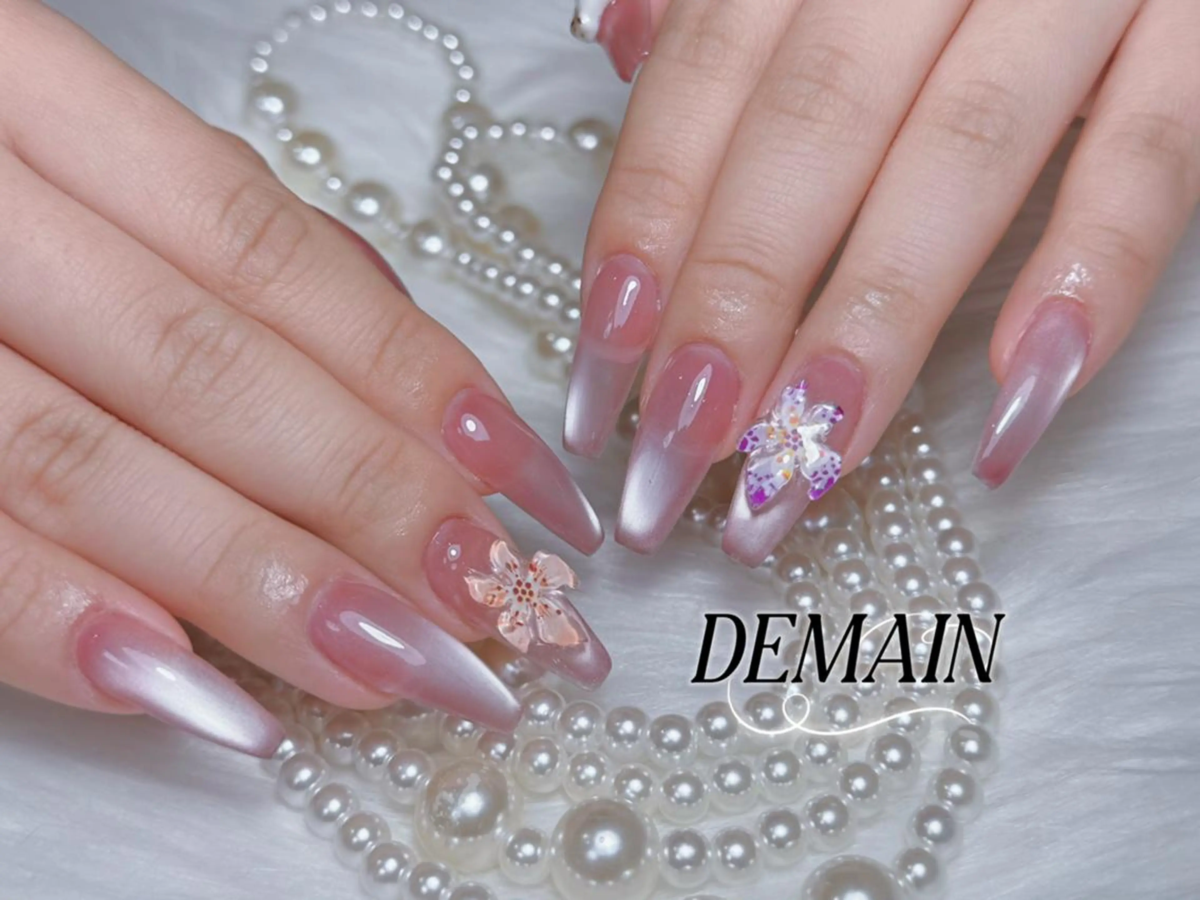 ネイル ハンドネイル ハンドケア DEMAIN- ERIのネイルデザイン