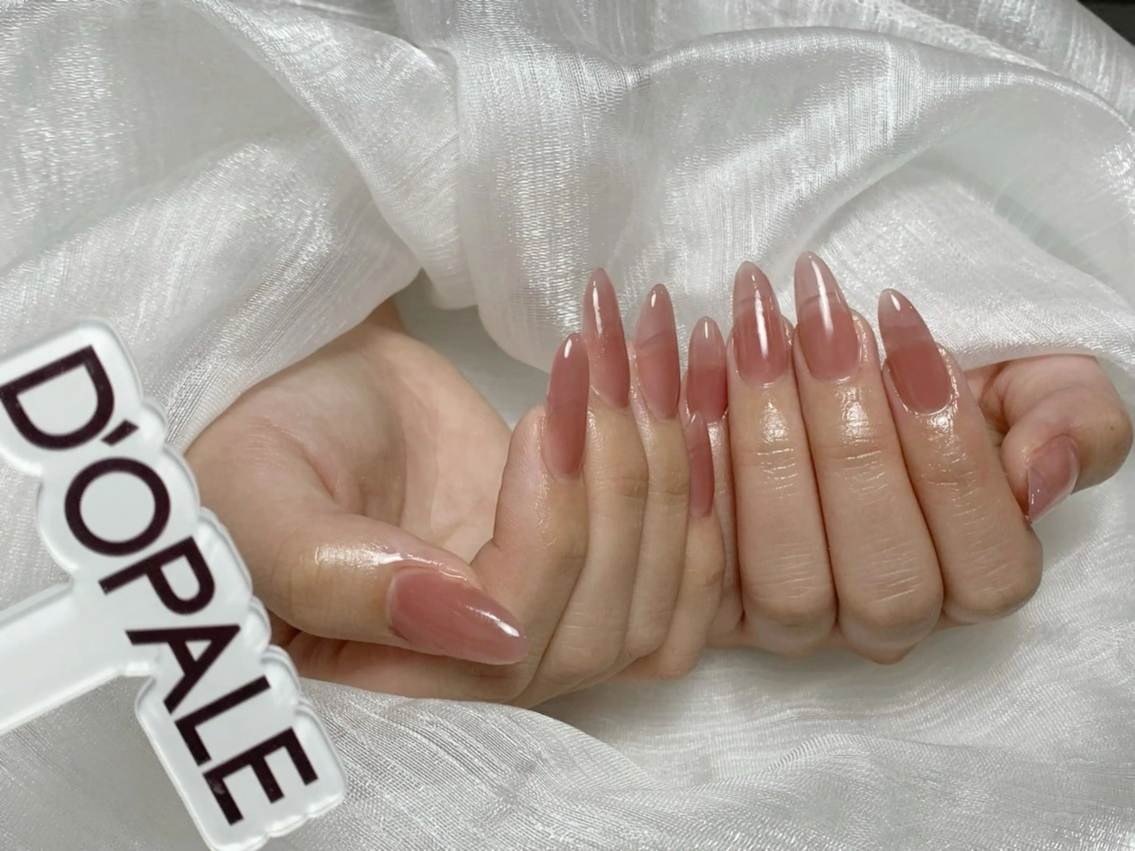 ネイル U·Mi nail salon所属・U·Mi 上野御徒町容のネイルデザイン