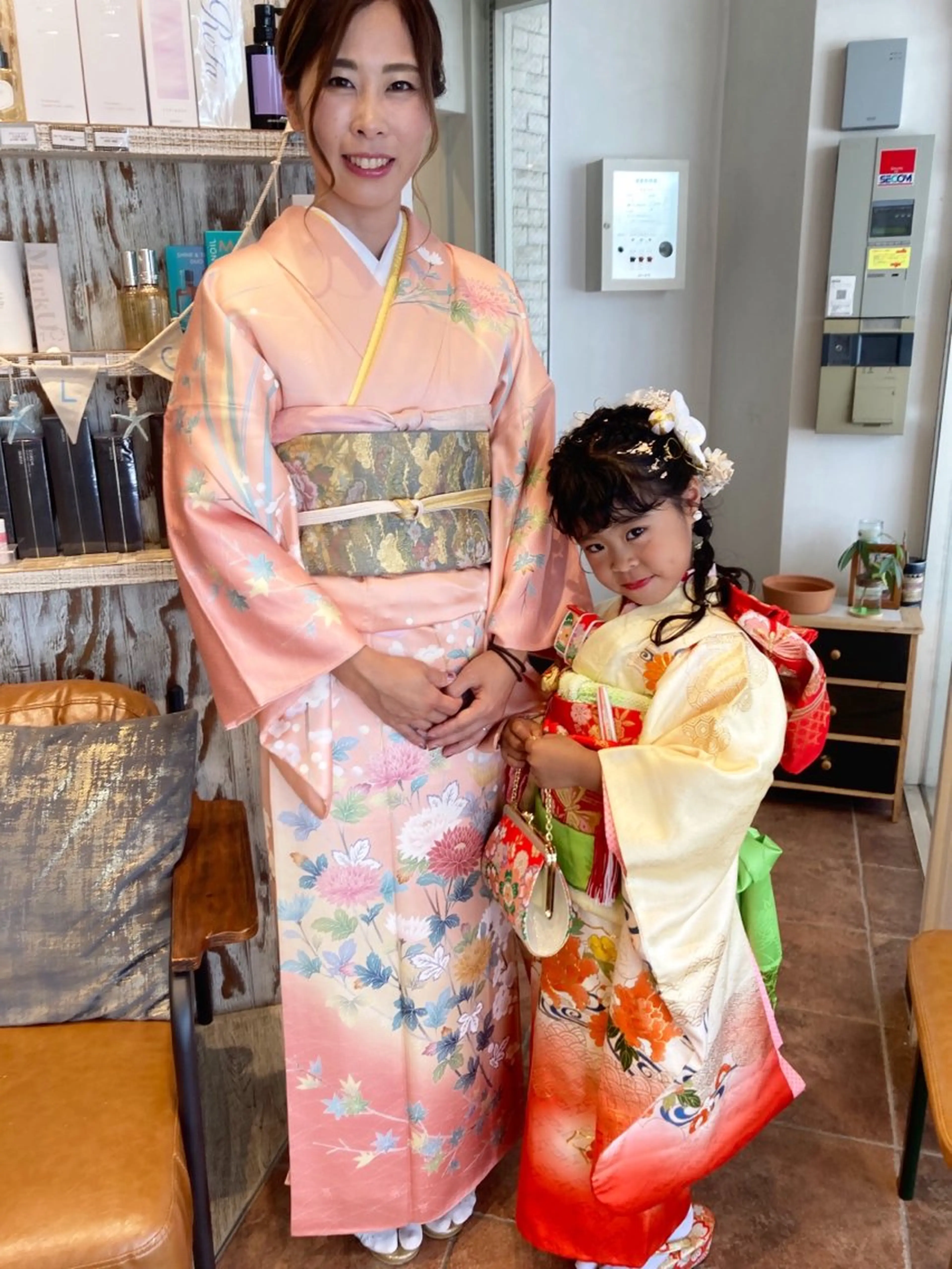 横浜駅💓七五三着物7歳5歳3歳こどもキッズ＋ヘアセット／ヘアアレンジの写真