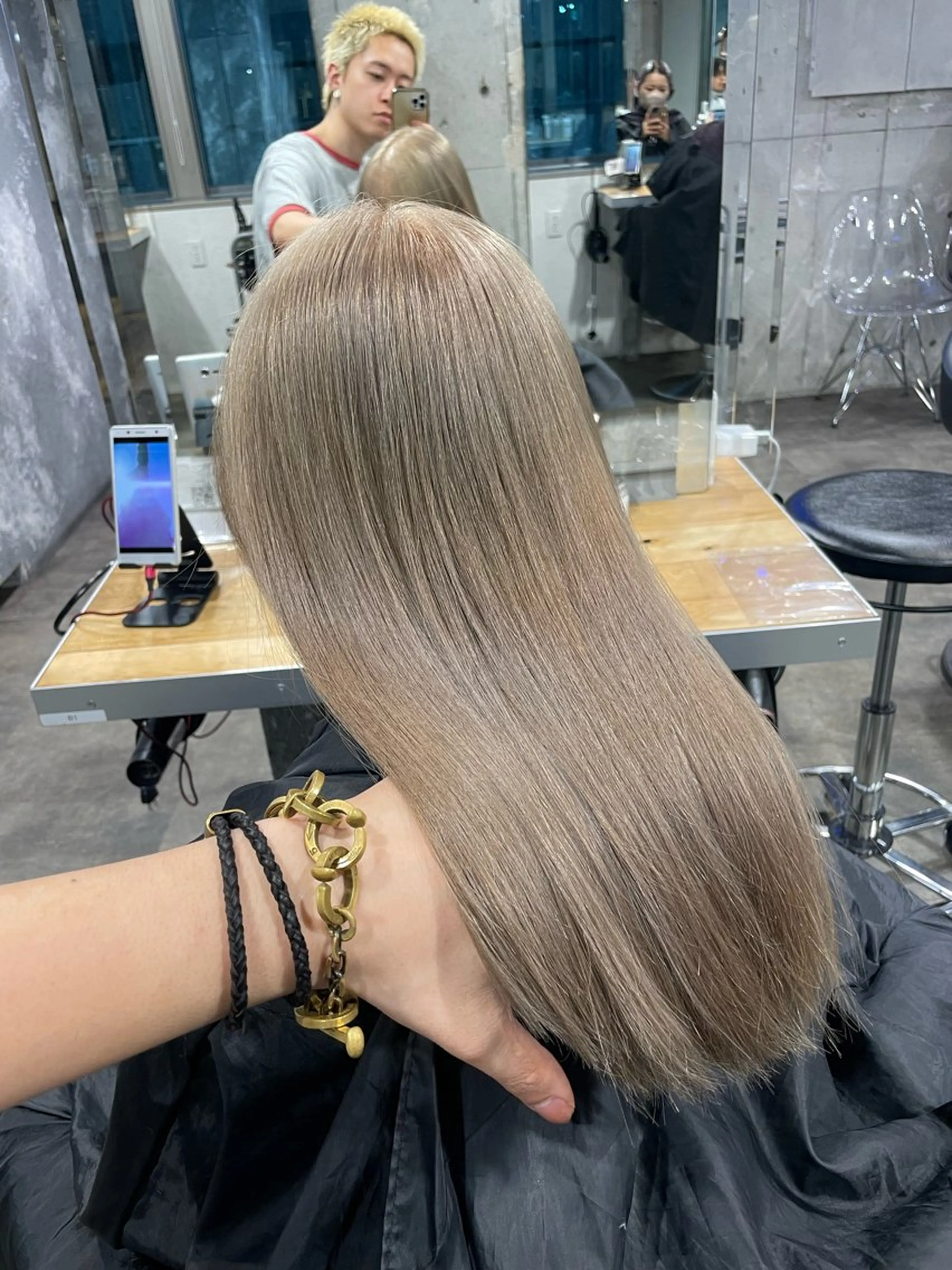 カラー 海外トレンドヘア🤍 sumireのヘアスタイル